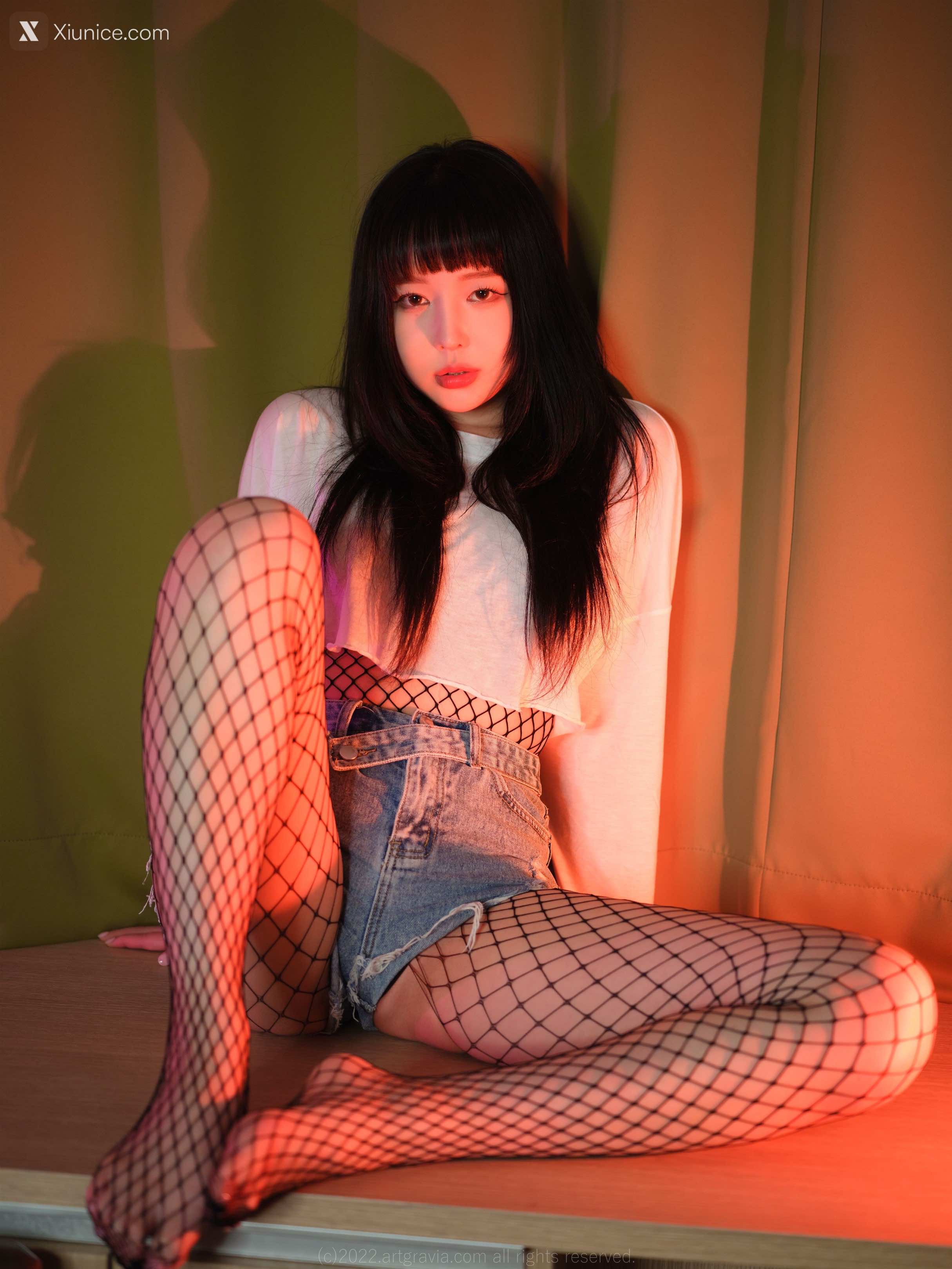 Artgravia Vol.413 Parkhaag (박하악) 4K