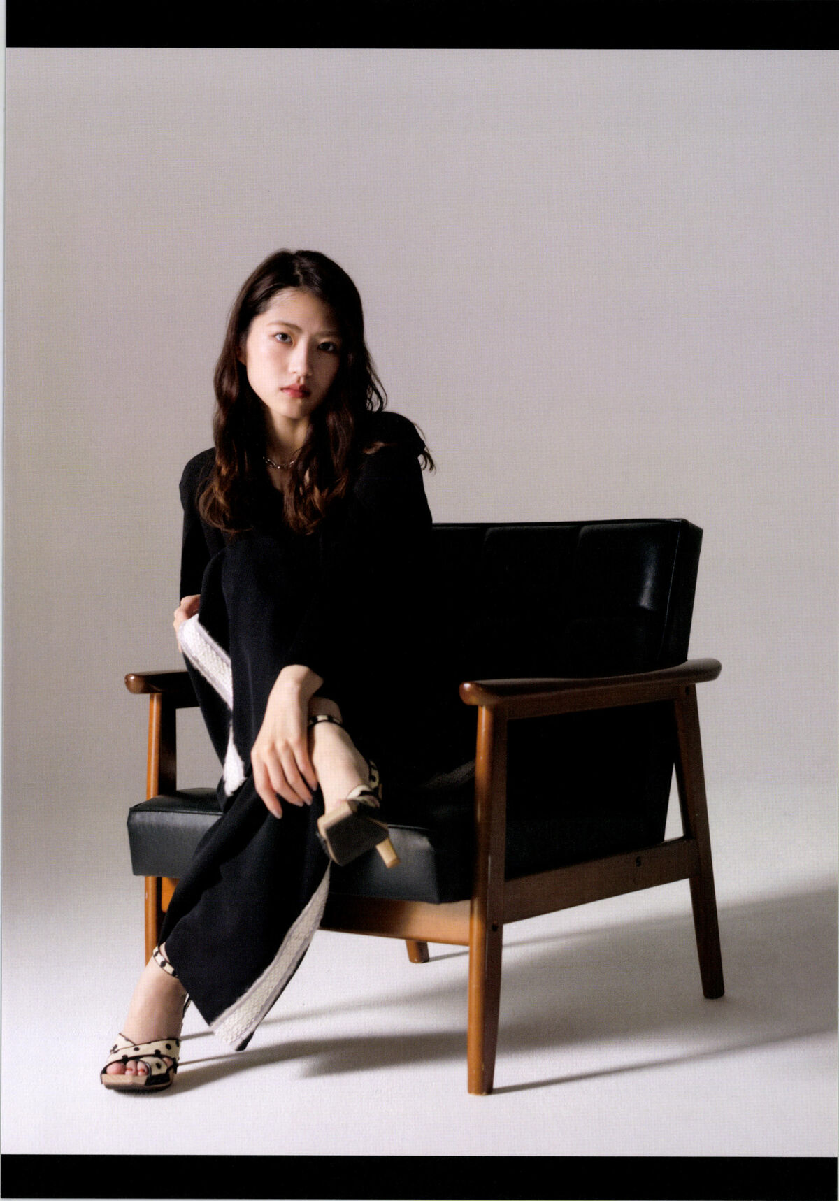 Yumi Wakatsuki 若月佑美 - 履きなれない靴を履き潰すまで Part01