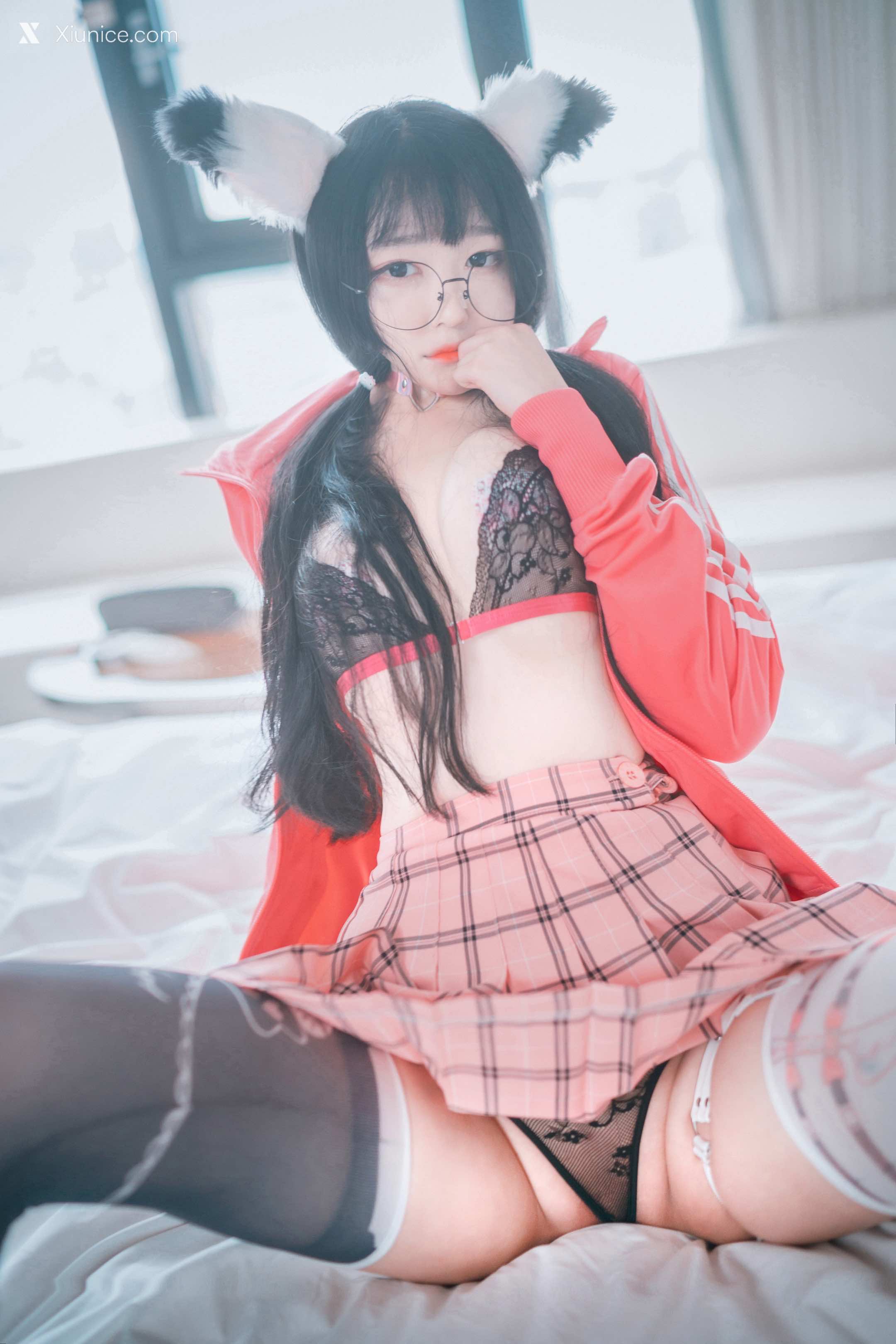 DJAWA Photo – Aram (아람) – “Hot Pink Jersey!” 4K