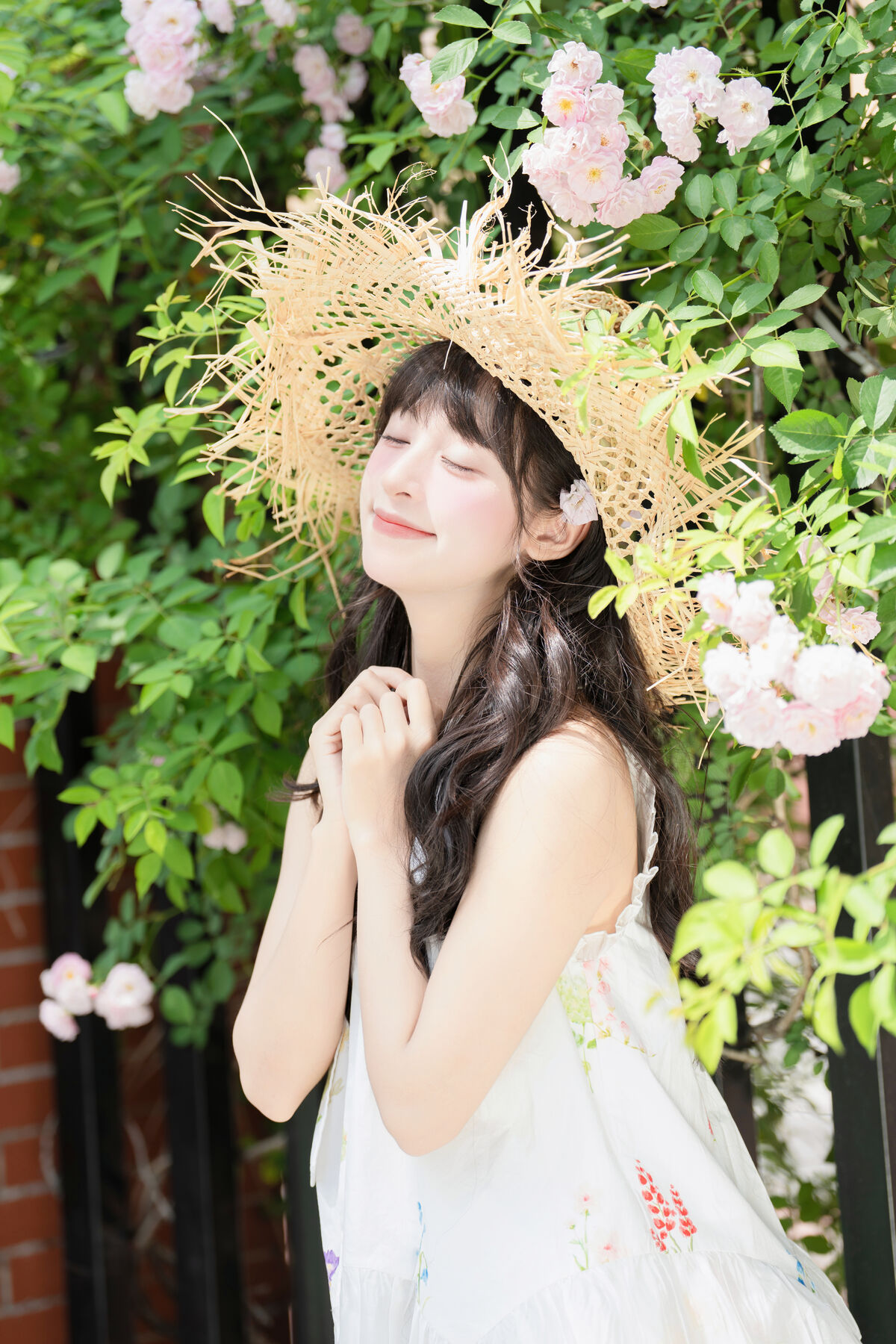 YiTuYu艺图语 Vol.10121 Xia Yu Xiao Nian