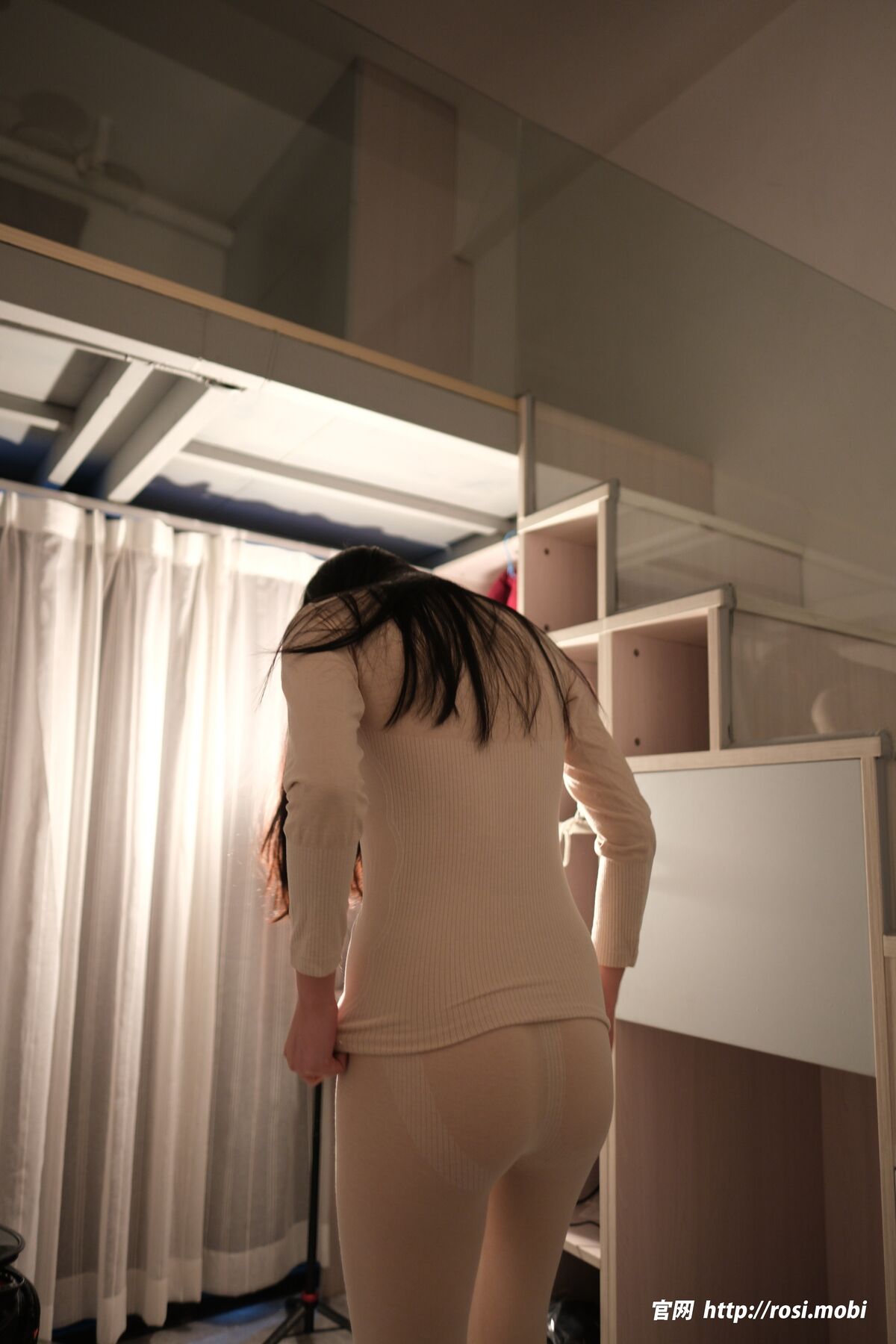 ROSI写真 2025.06.06 No.4932 Part01