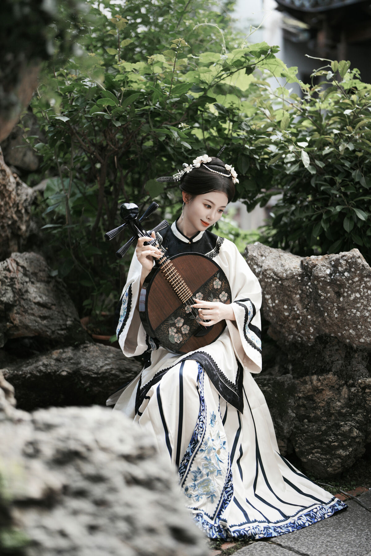 YiTuYu艺图语 Vol.10030 Luo Ning Tang