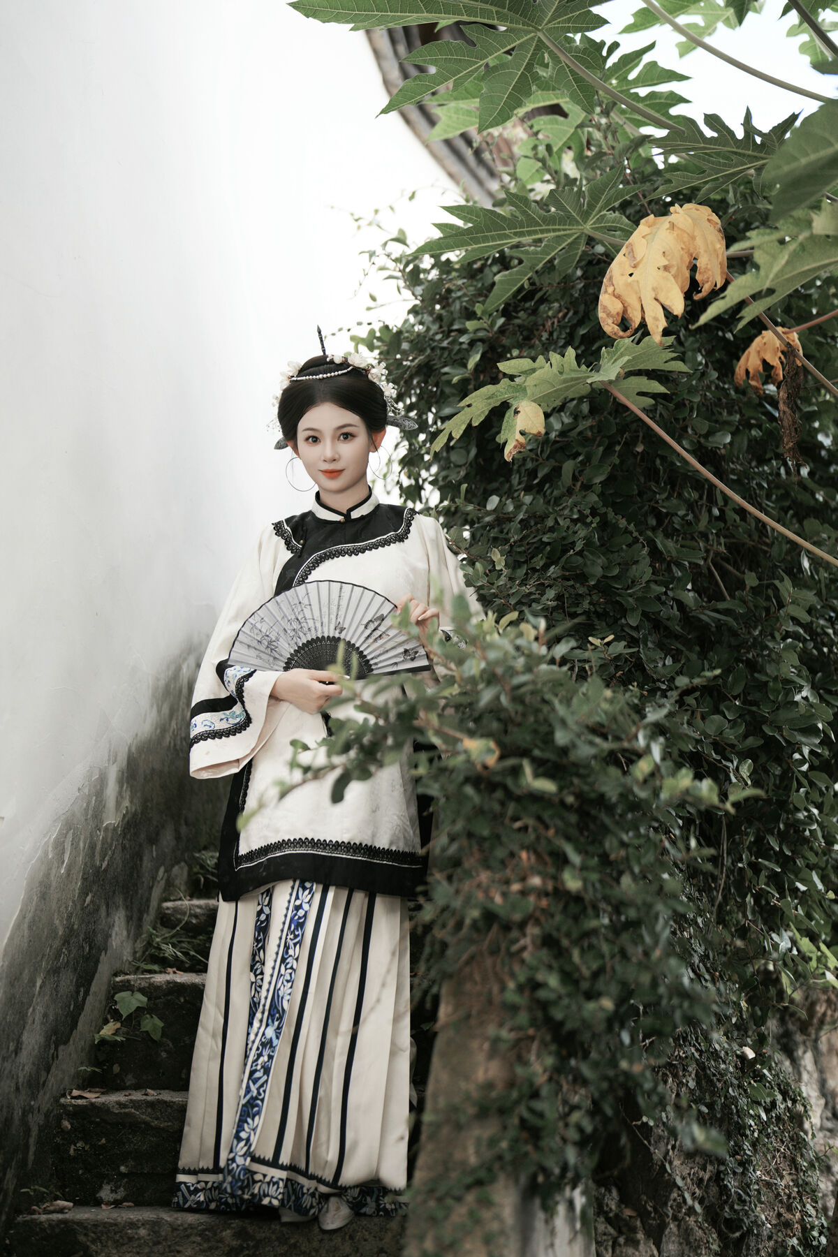 YiTuYu艺图语 Vol.10030 Luo Ning Tang