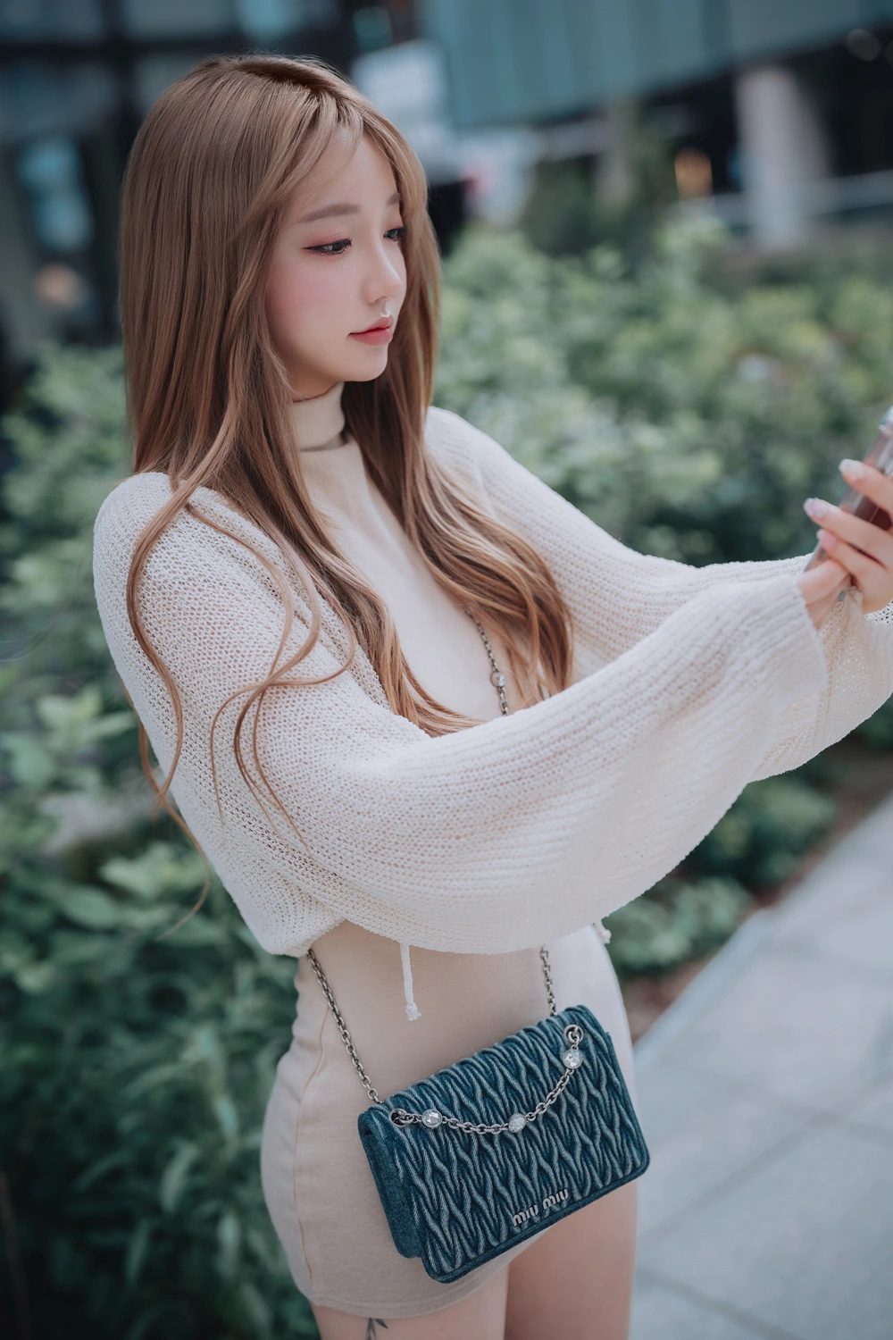 Son Yeeun 손예은, DJAWA 「Happy Solo Birthday」 Set.01