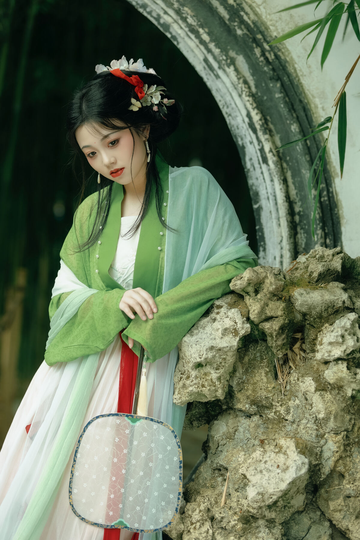 YiTuYu艺图语 Vol.10212 Jin Zou Ba