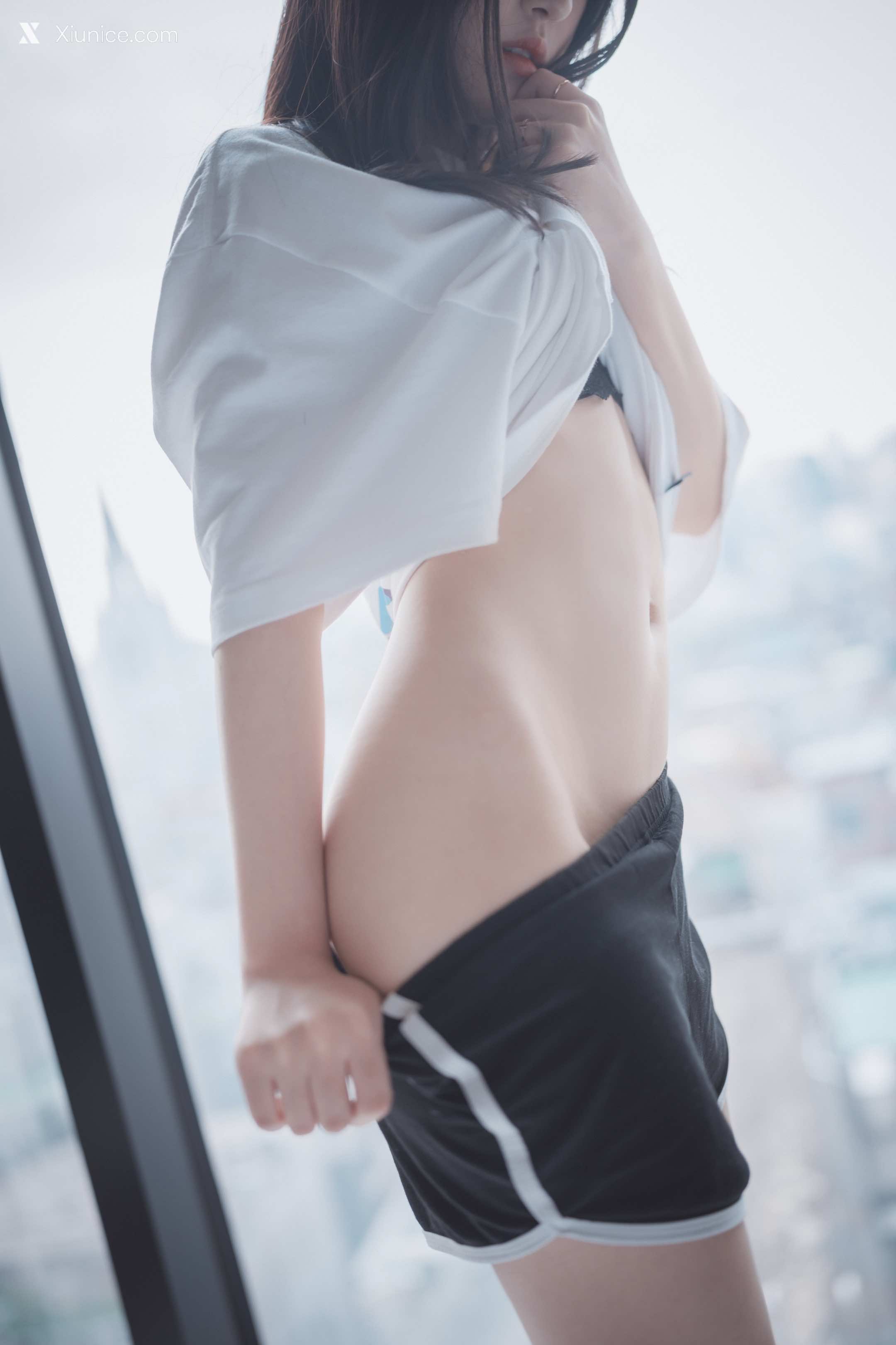 DJAWA Photo – HaNari (하나리) – Snow Cat #2 4K