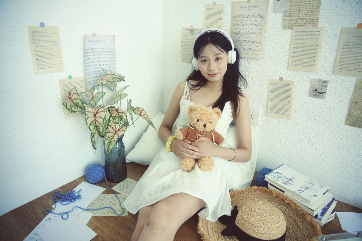 YiTuYu艺图语 Vol.10012 Xiao U