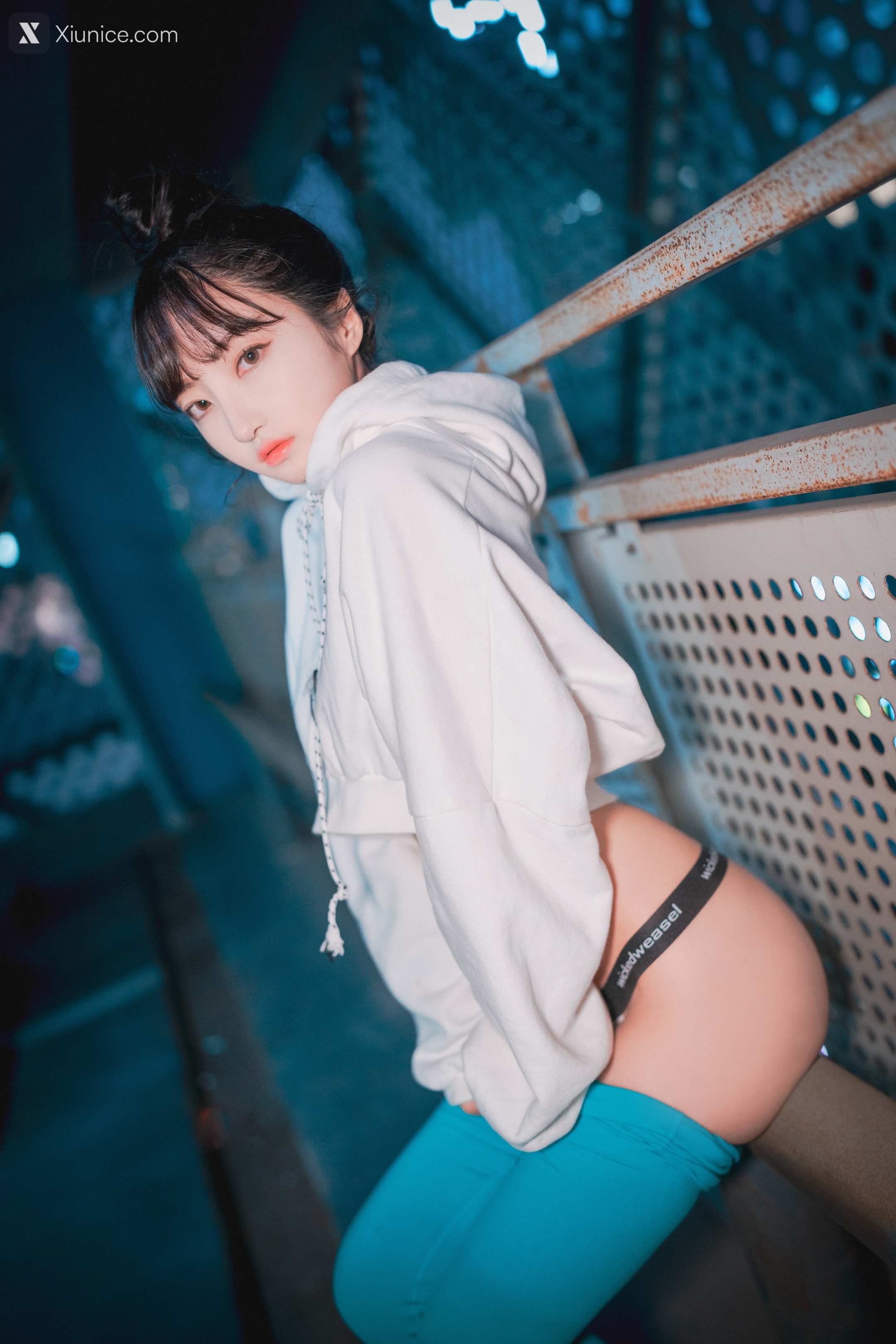 DJAWA Photo – HaNari (하나리) – Loose and Tight Cool Mint 4K