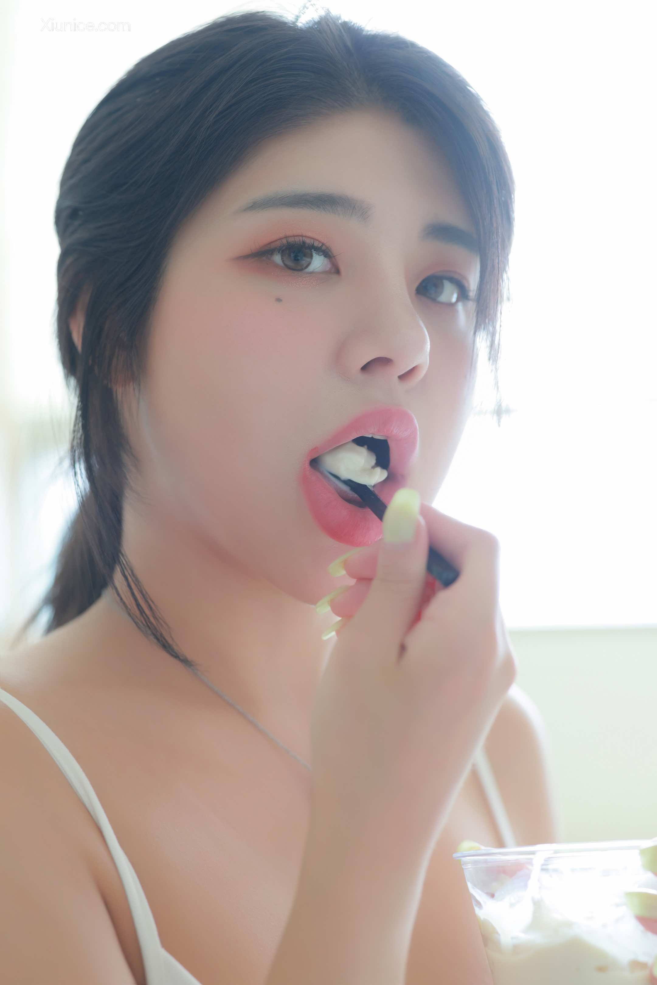 SweetBox – Robi – Roman 4K