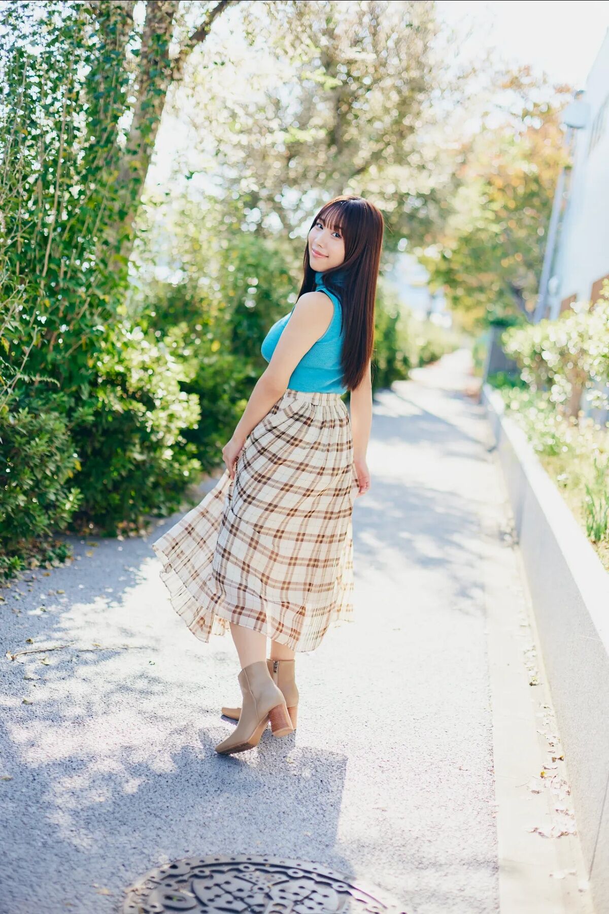 Towa Suzuki 鈴木兎羽 - FRIDAYデジタル写真集 グラエンサー Vol.1