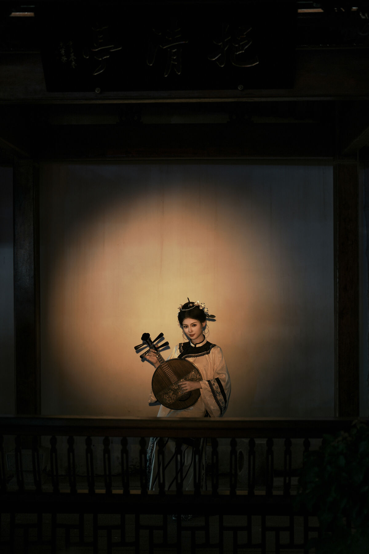 YiTuYu艺图语 Vol.10030 Luo Ning Tang