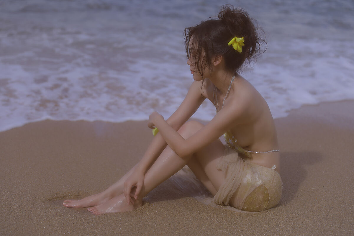 YiTuYu艺图语 Vol.10031 Liu Liu