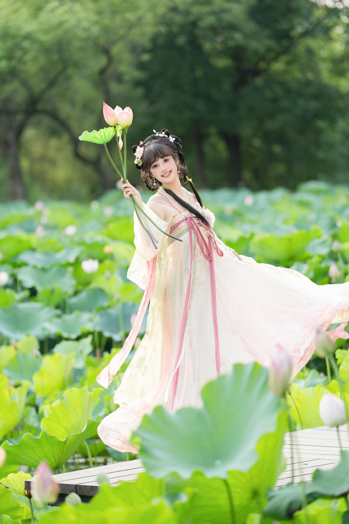 YiTuYu艺图语 Vol.10144 Xia Yu Xiao Nian