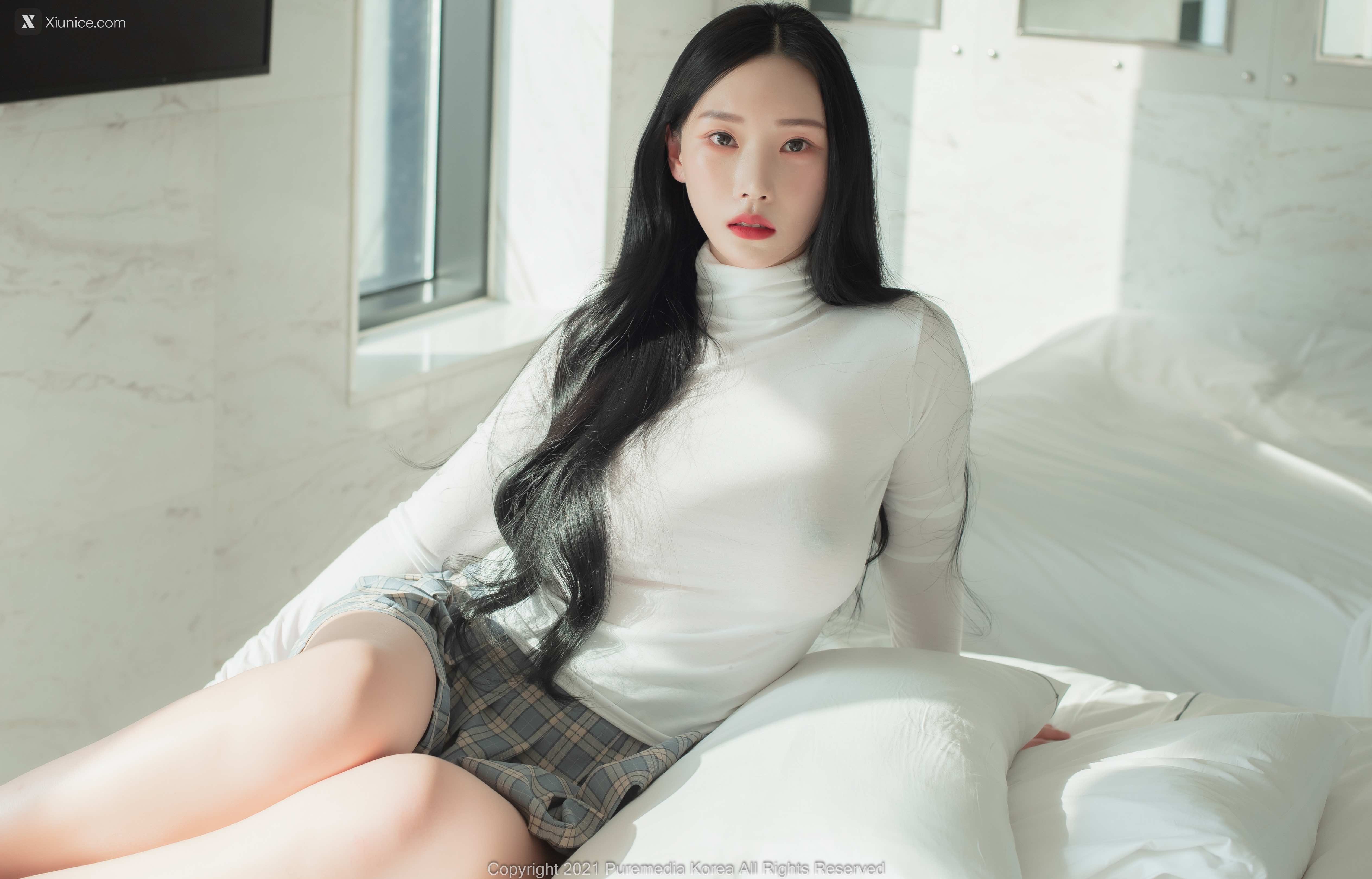 Pure Media Vol.143 Riha (리하) 4K