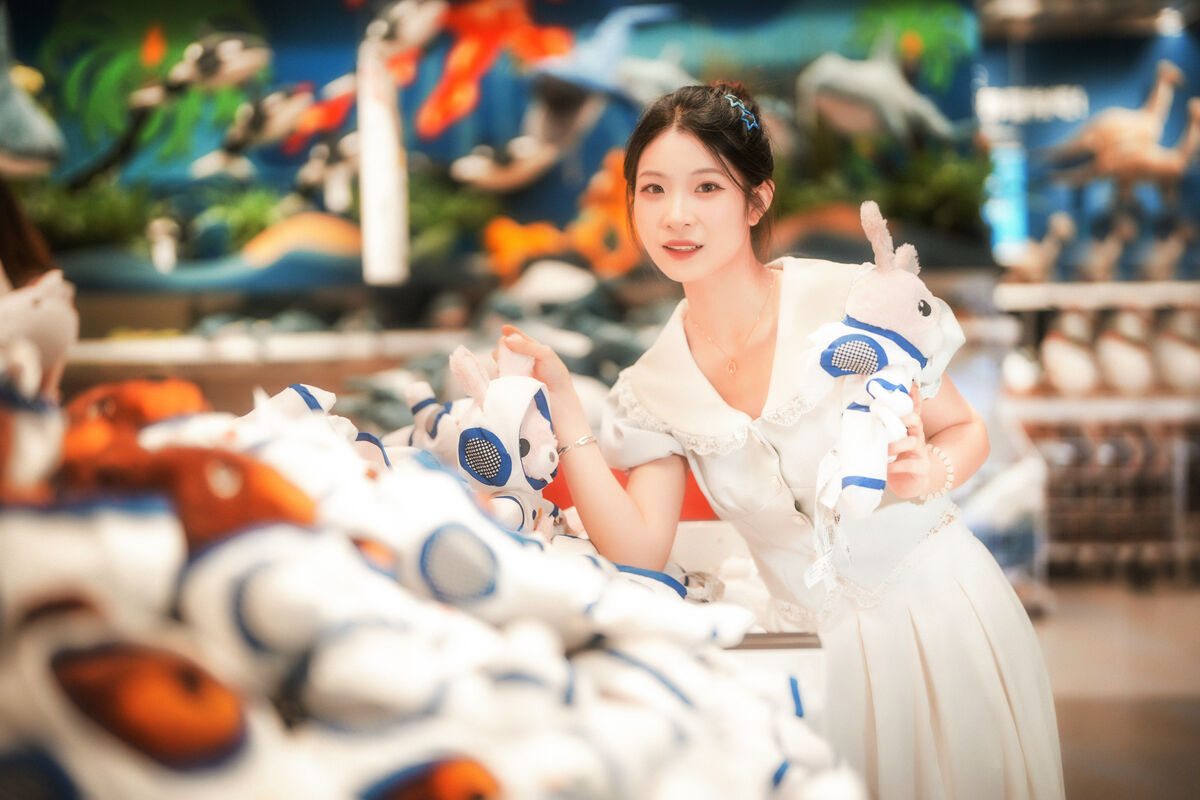 YiTuYu艺图语 Vol.10069 Wo De Xiao Zhu Li