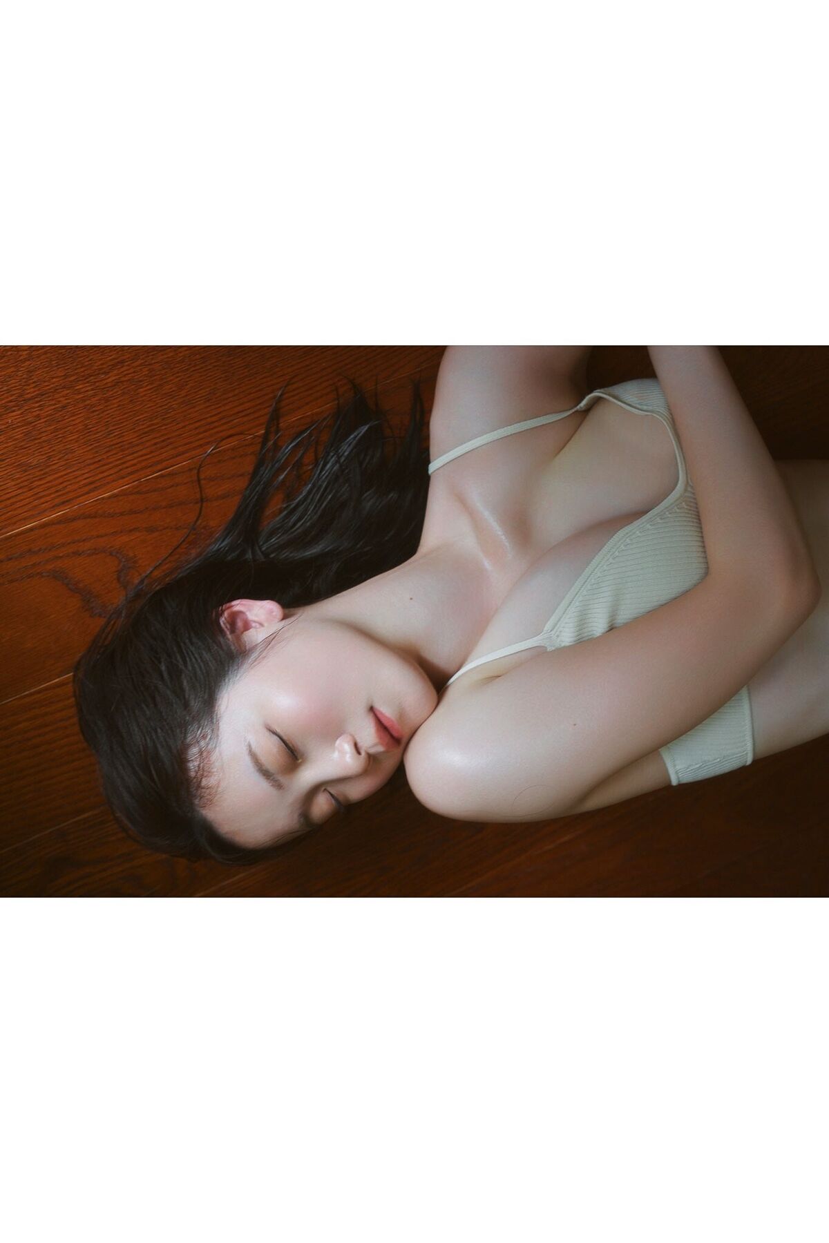 Tīmaki ちーまき - 思春期が抜けない天然ボディSPA デジタル写真集