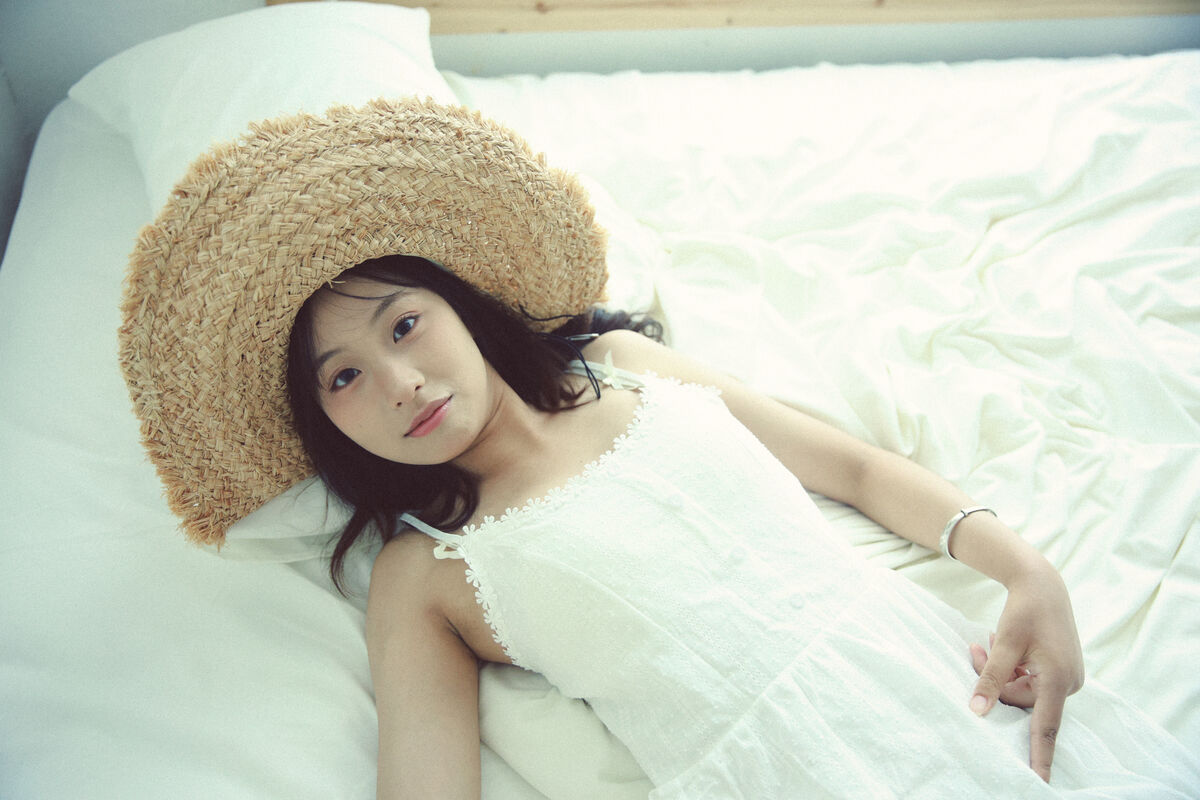 YiTuYu艺图语 Vol.10012 Xiao U