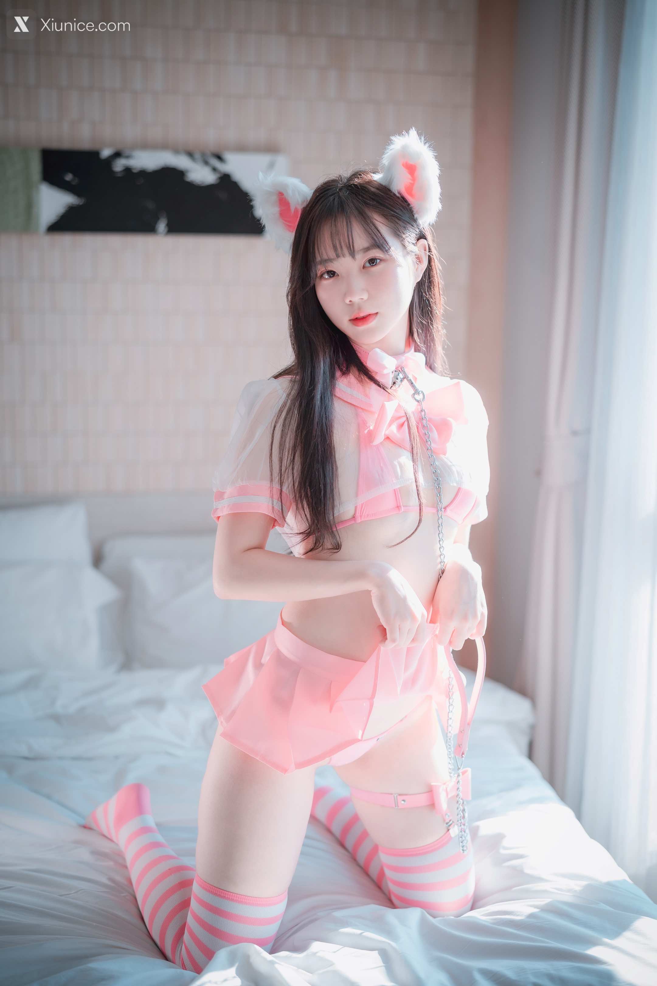DJAWA Photo – Myu_a_ (뮤아) – Catgirl in Pink 4K