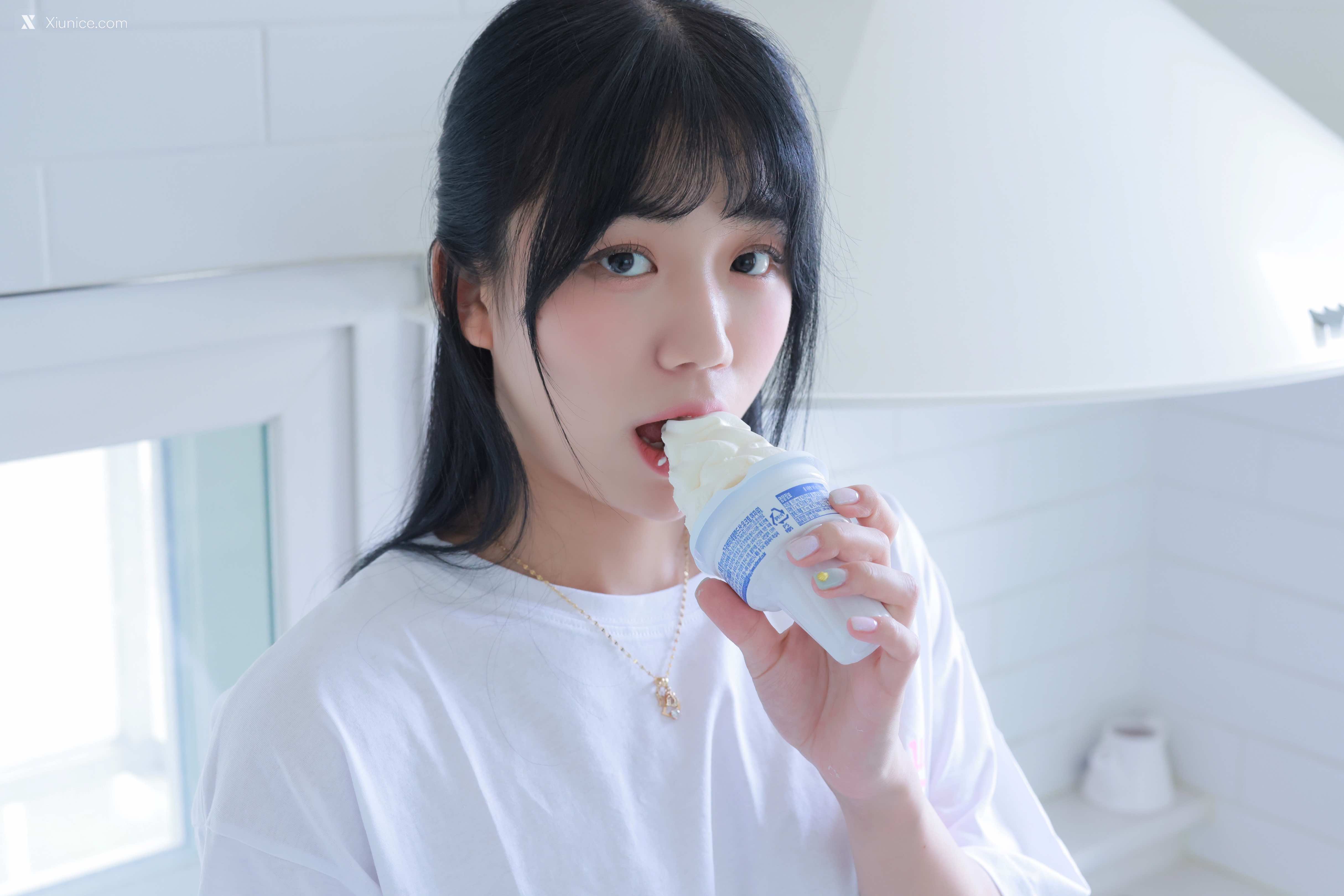 SweetBox Yui (유이) – SWTB Vol.018 CREAM 4K