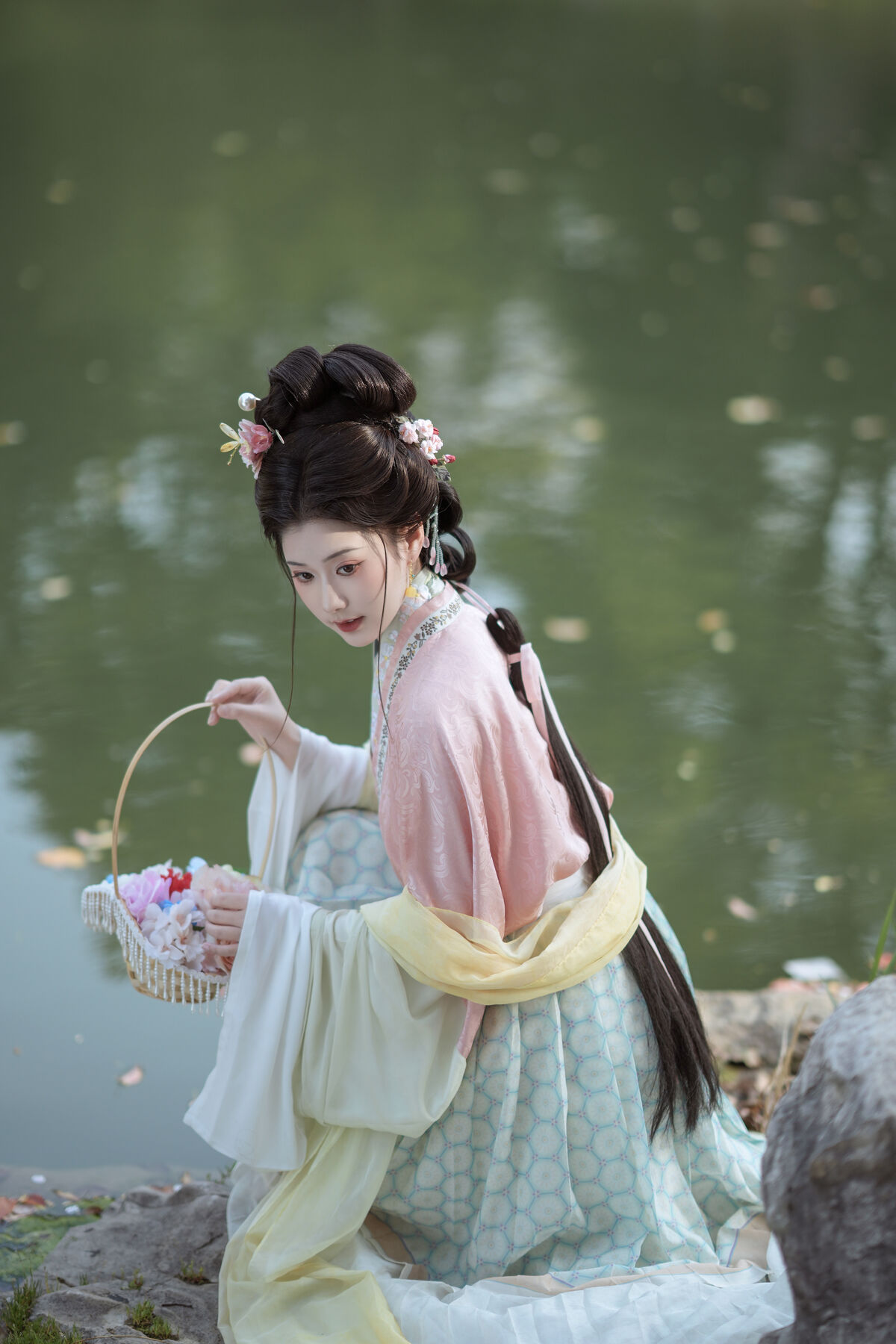 YiTuYu艺图语 Vol.10229 Jiang Zhu