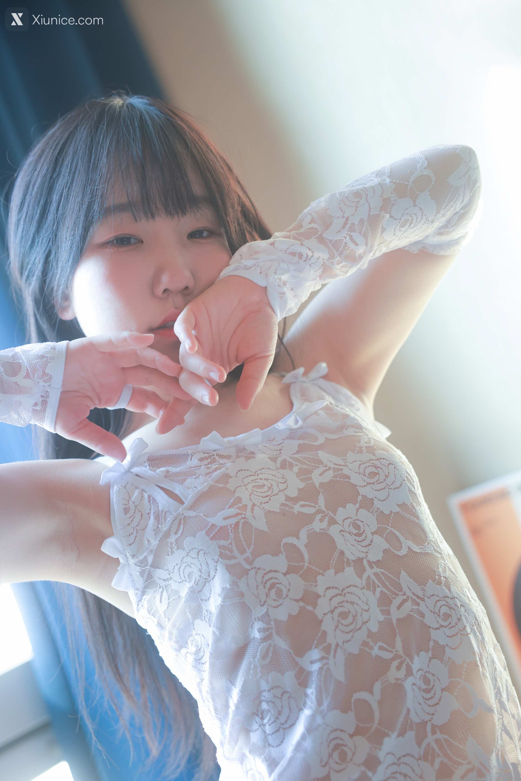 SweetBox Yeri – Packaging Girl 4K