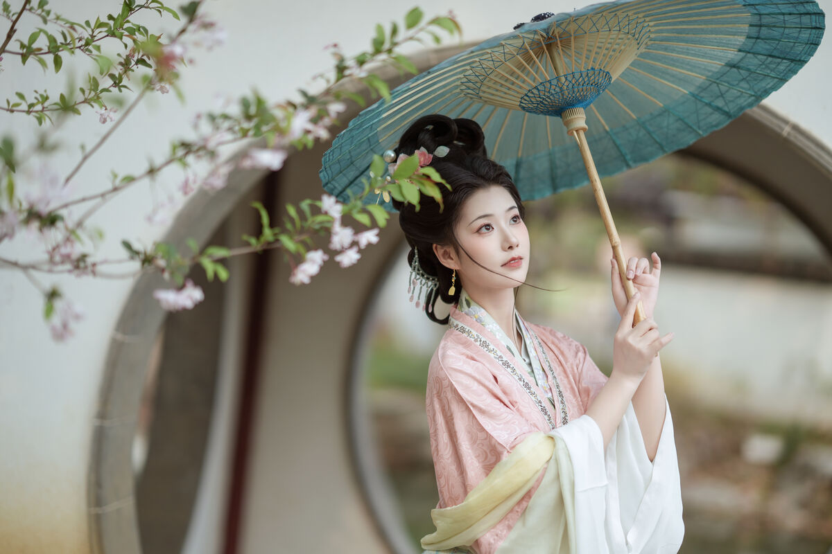 YiTuYu艺图语 Vol.10229 Jiang Zhu