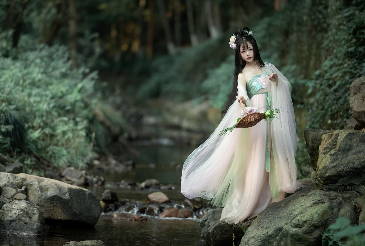 YiTuYu艺图语 Vol.10151 Yun Yun De Hei Yan Quan Er