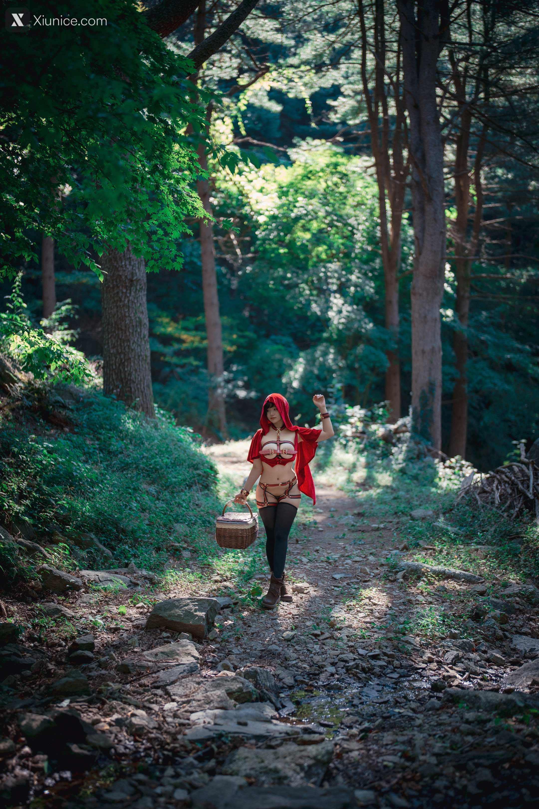 DJAWA Photo – Mimmi (밈미) – Naughty Red Hiring Hood 4K