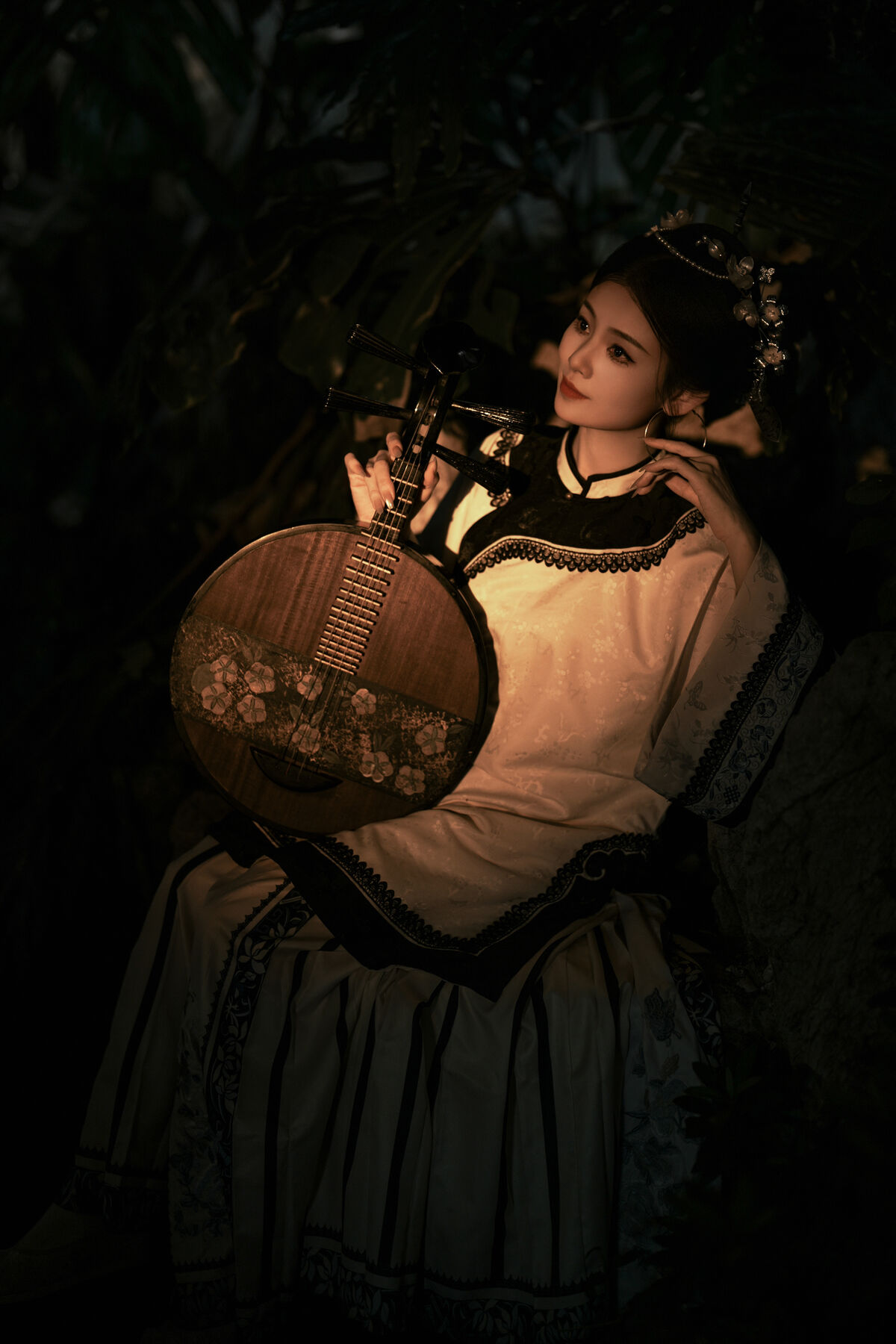 YiTuYu艺图语 Vol.10030 Luo Ning Tang