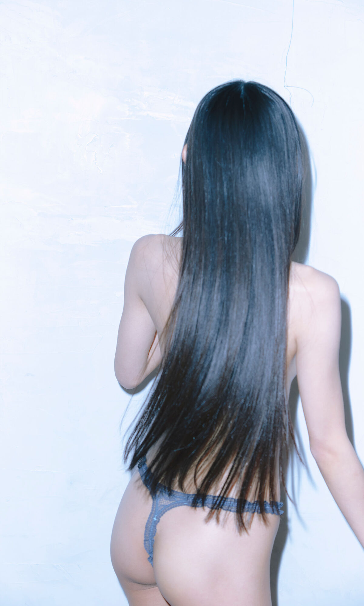 Umi Yatsugake 八掛うみ - デジタル限定 写真集 White R18版