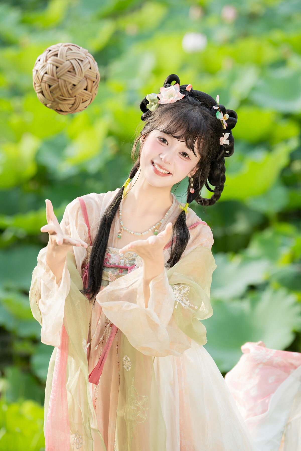 YiTuYu艺图语 Vol.10144 Xia Yu Xiao Nian