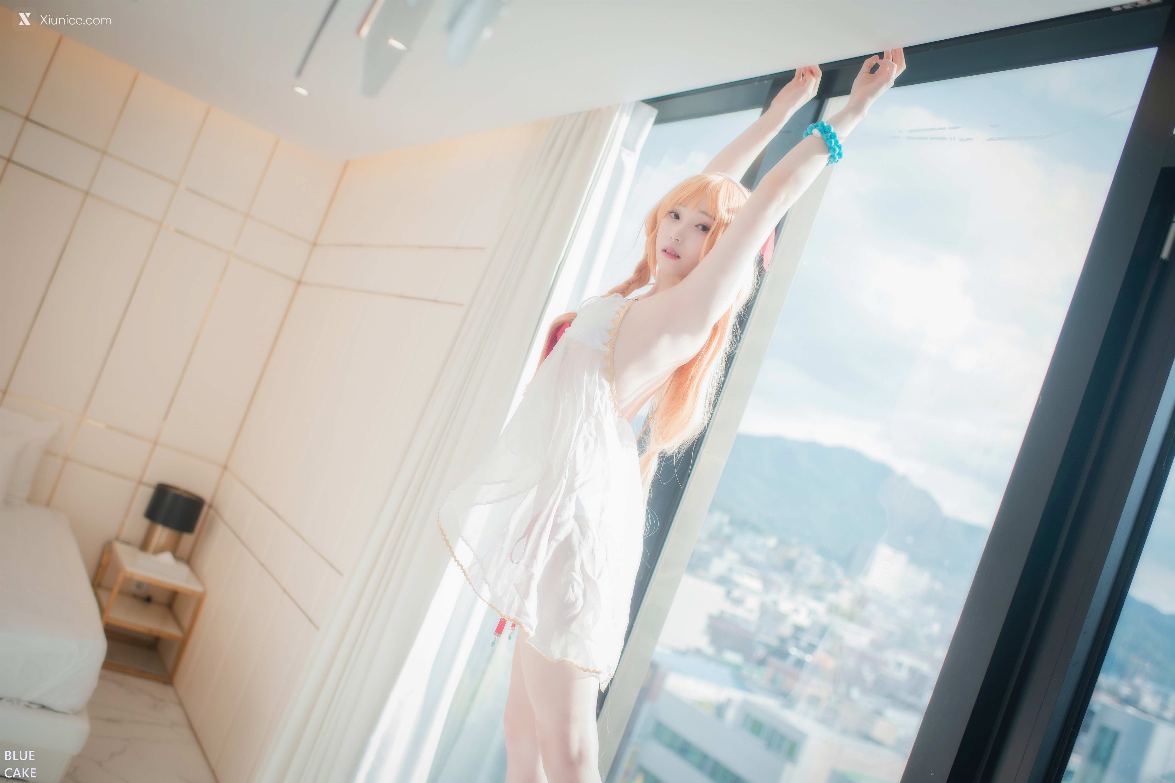 BLUECAKE Bambi (밤비) – Dive Into You RED.Ver 4K