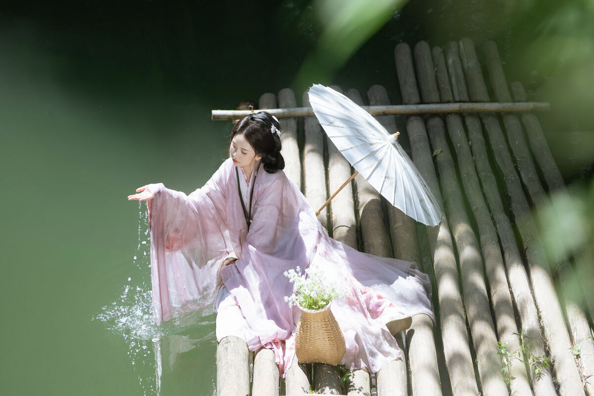 YiTuYu艺图语 Vol.10214 Jie Jie