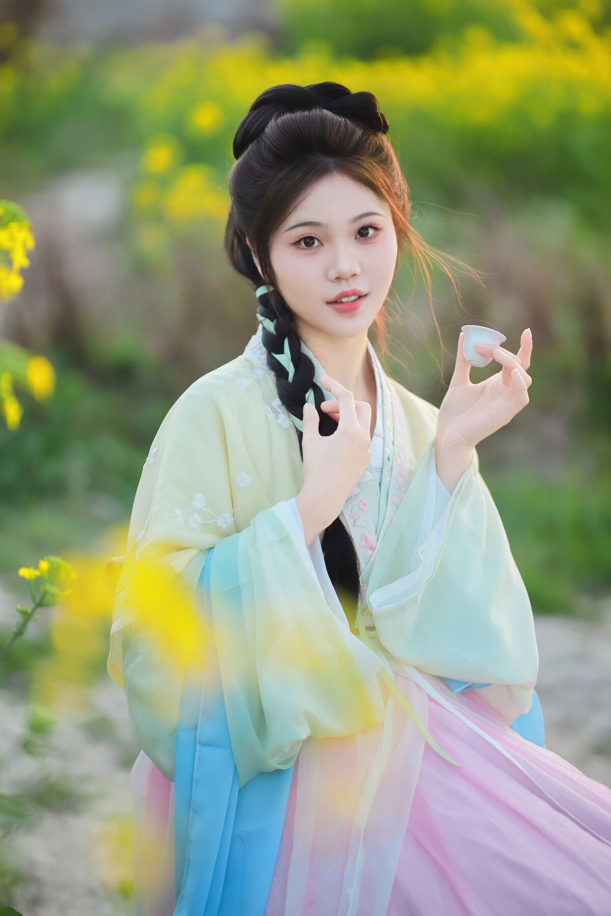 YiTuYu艺图语 Vol.10139 Jin Tian Yao Qu Hua Zhuang Ling