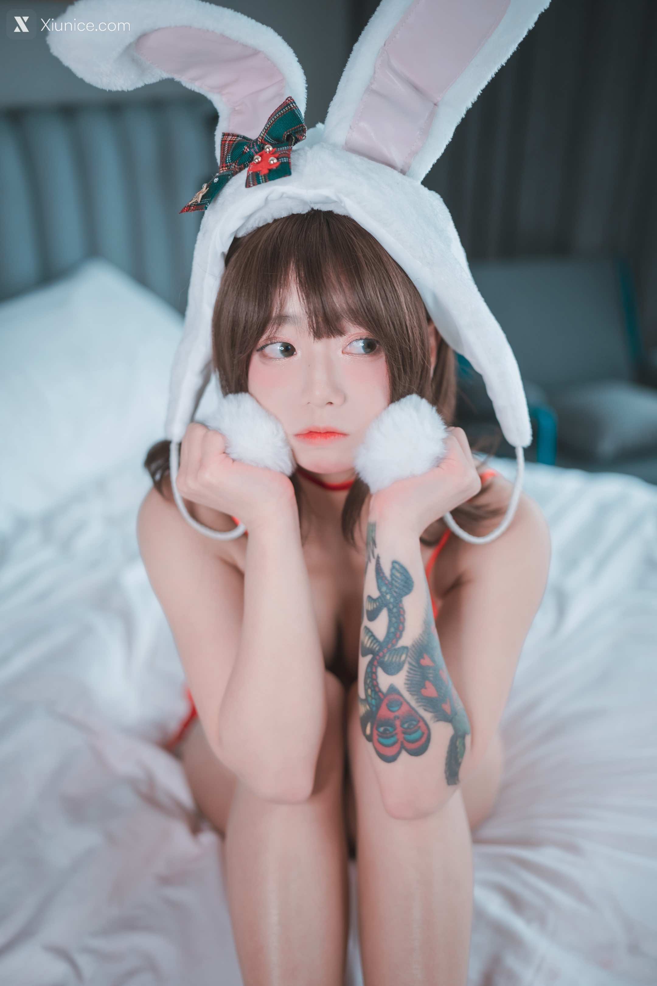 DJAWA Photo – Maruemon (마루에몽)- Red Velvet Valet 4K