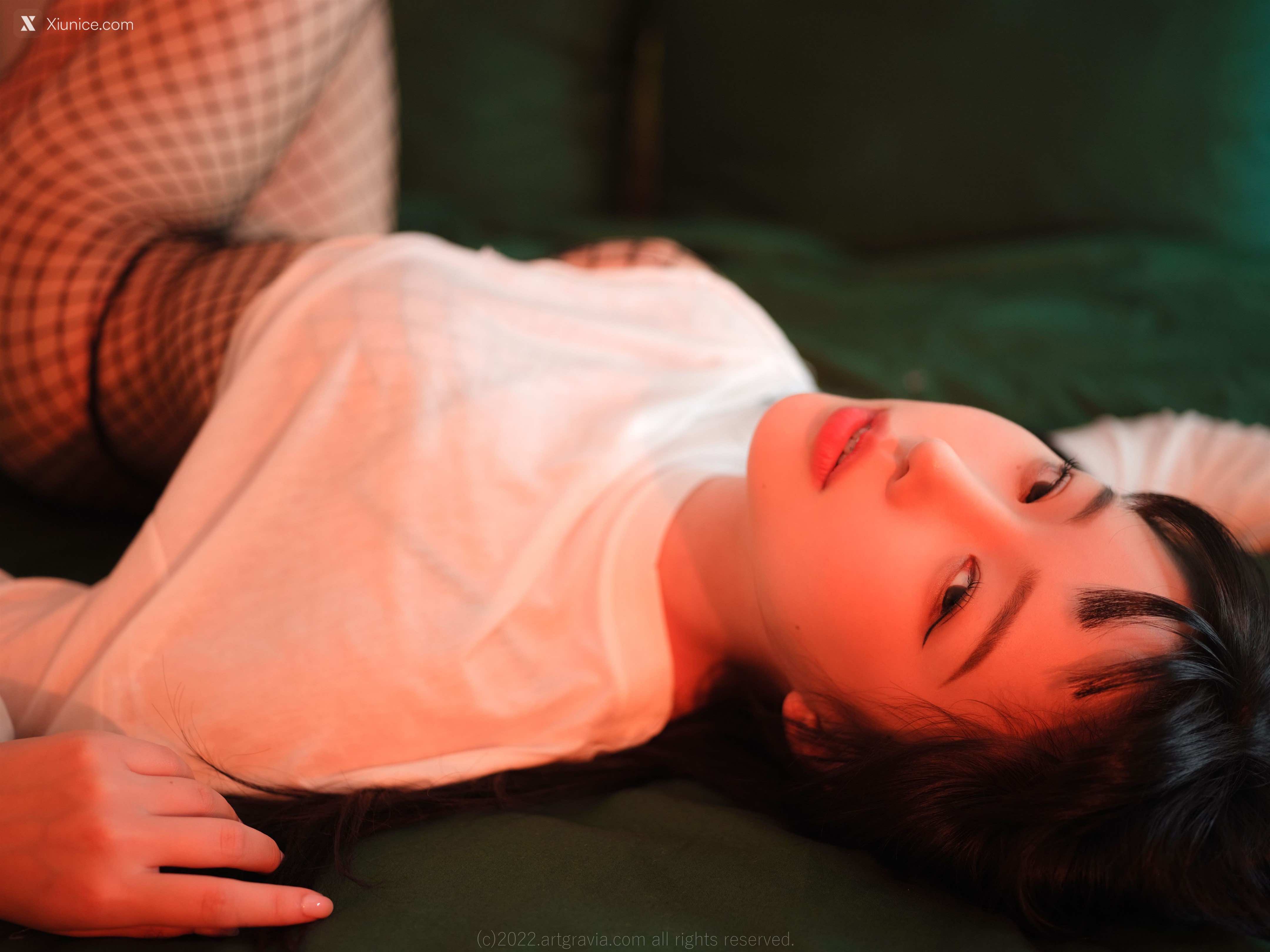 Artgravia Vol.413 Parkhaag (박하악) 4K