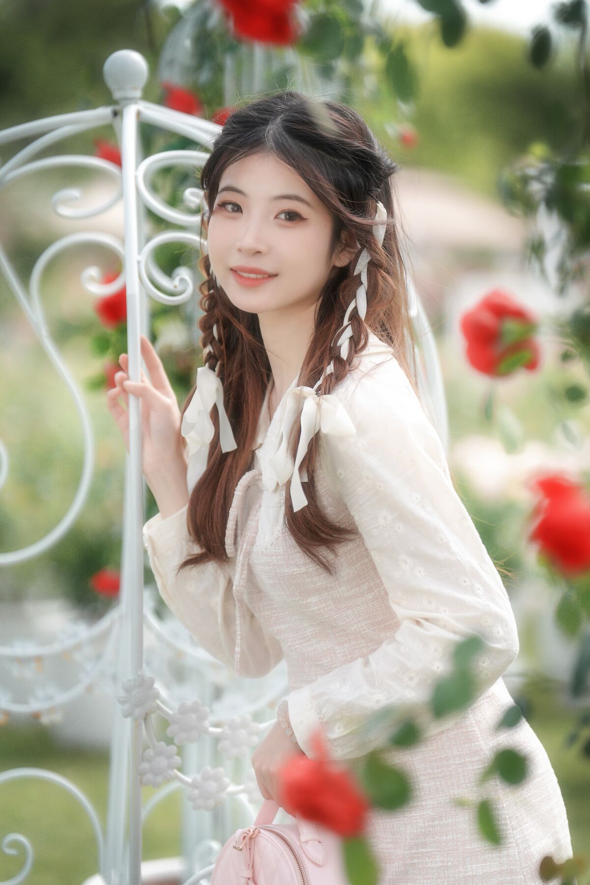 YiTuYu艺图语 Vol.10080 Wo De Xiao Zhu Li