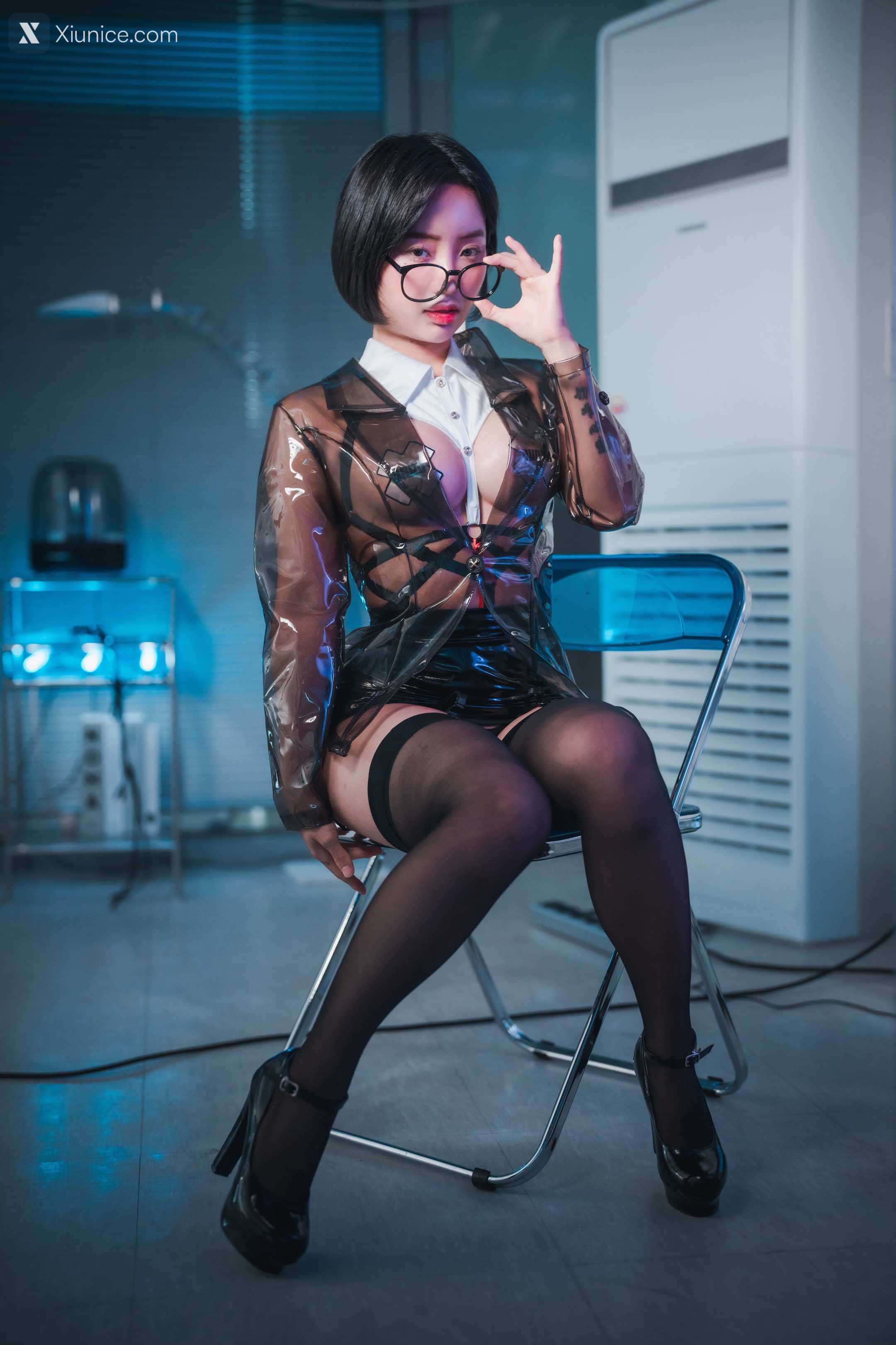 DJAWA Photo – Booty Queen – Naughty Worker & Supervisor 4K