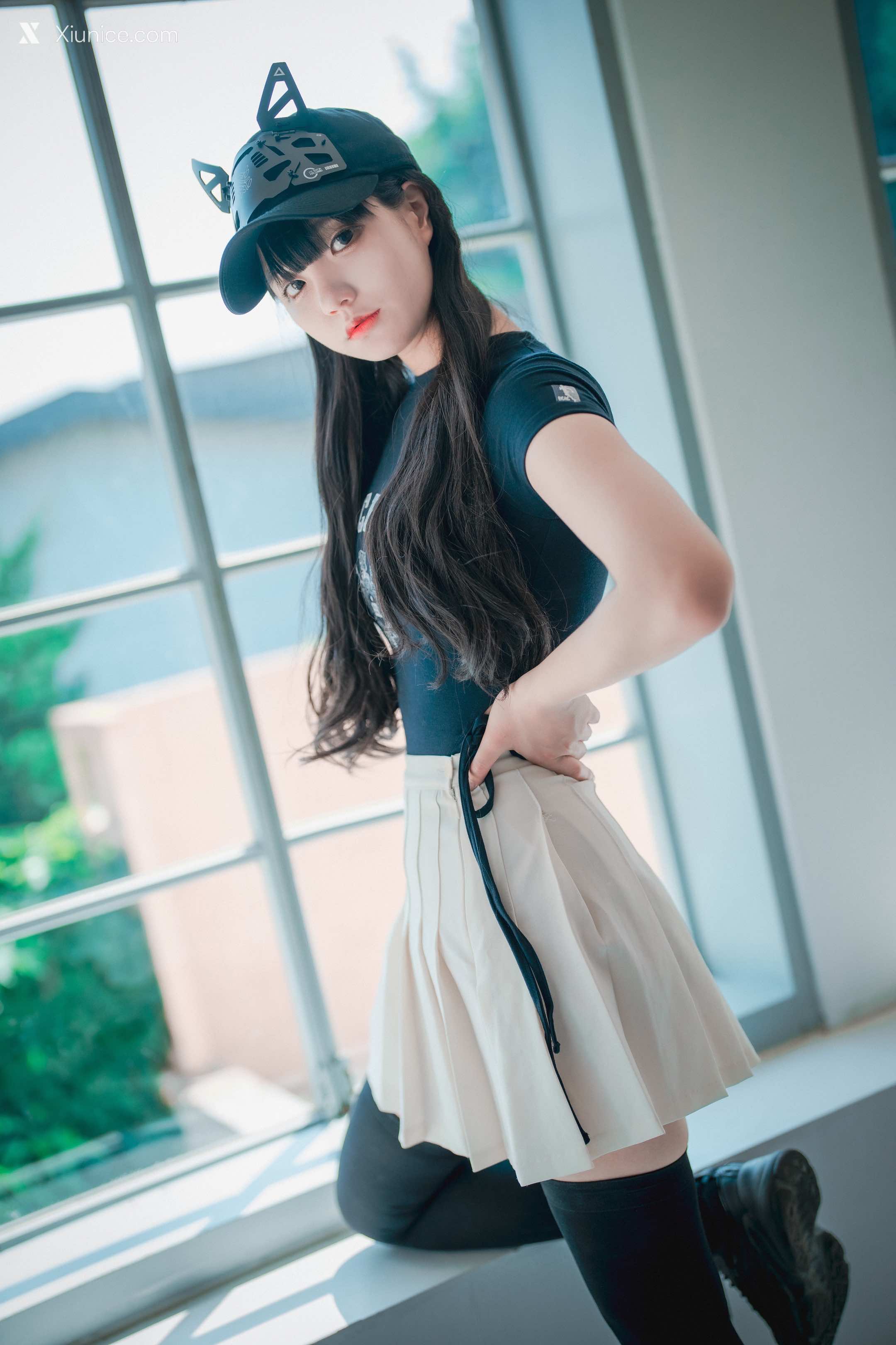 DJAWA Photo – Jeong Jenny (정제니) – Classic Athletic Girl in Navy Blue 4K