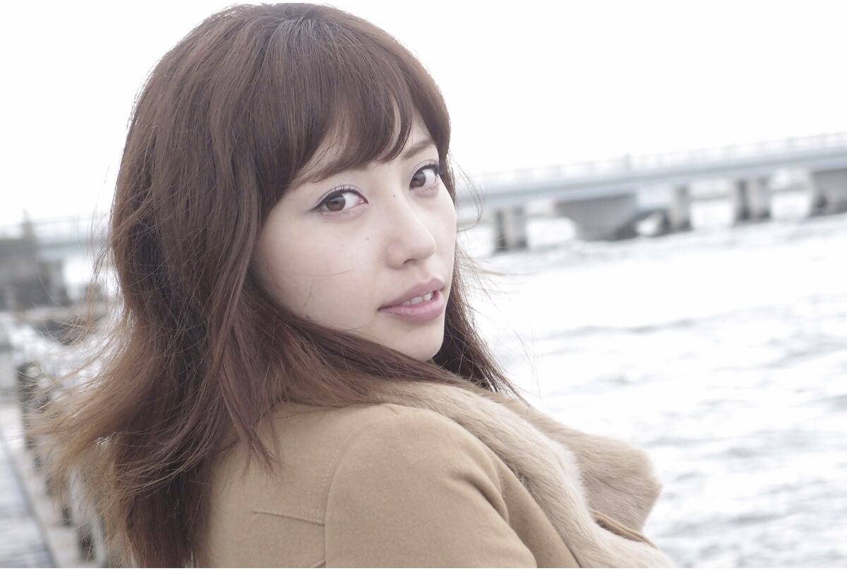 Miyuki Yokoyama 横山美雪 - オトナのお泊りデート MAXING美少女写真集