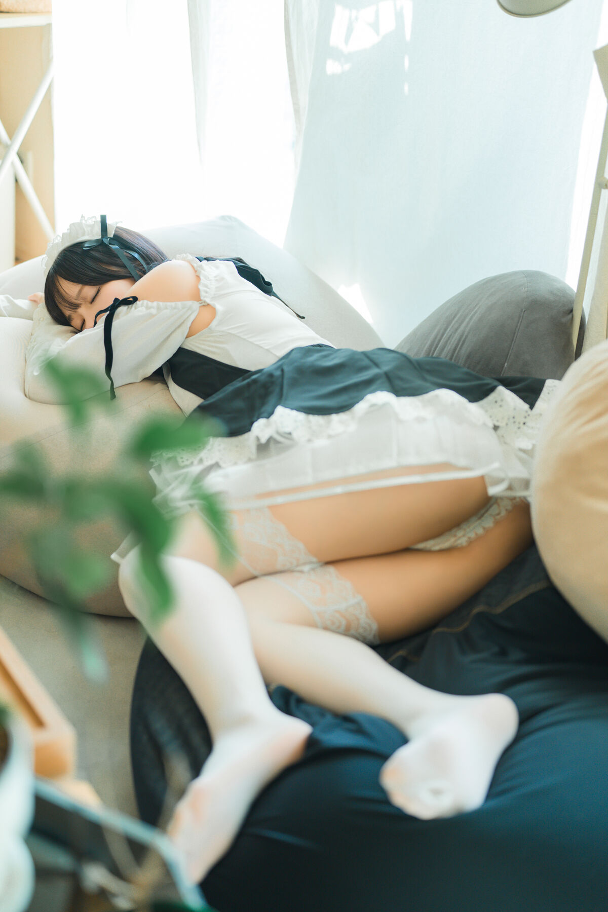 Coser@けん研 けんけん - C106实体刊物グラグラ And 推し型メイドロイドとしたいこと Part01