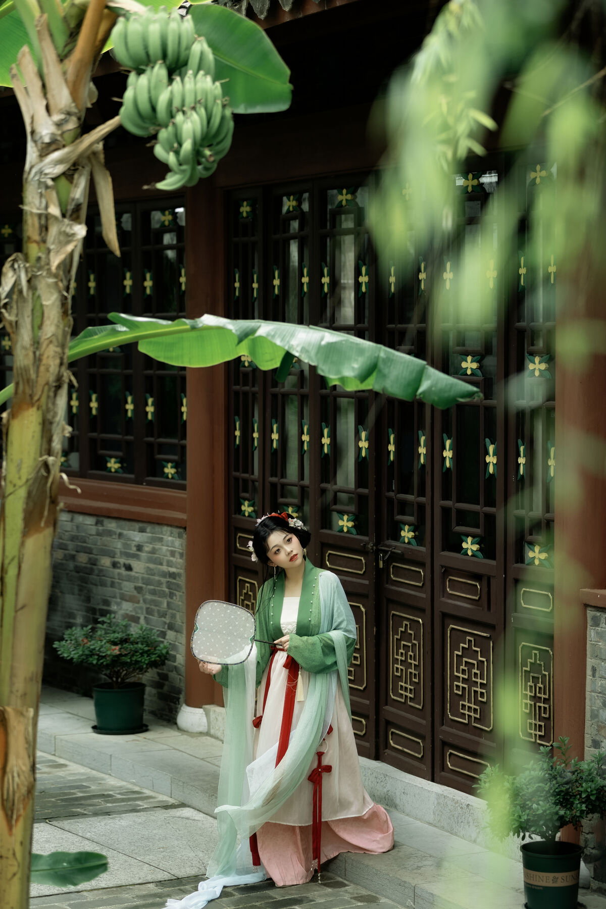 YiTuYu艺图语 Vol.10212 Jin Zou Ba