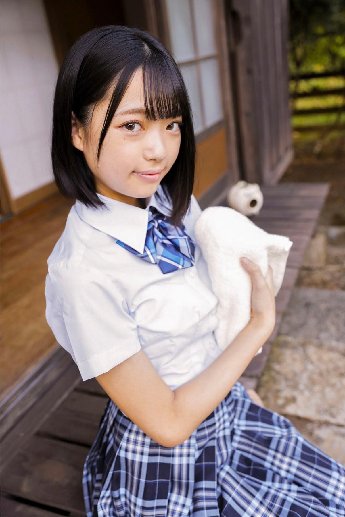 Amu Tsubura 粒楽あむ - Youth. アオハル Vol.3 Part01