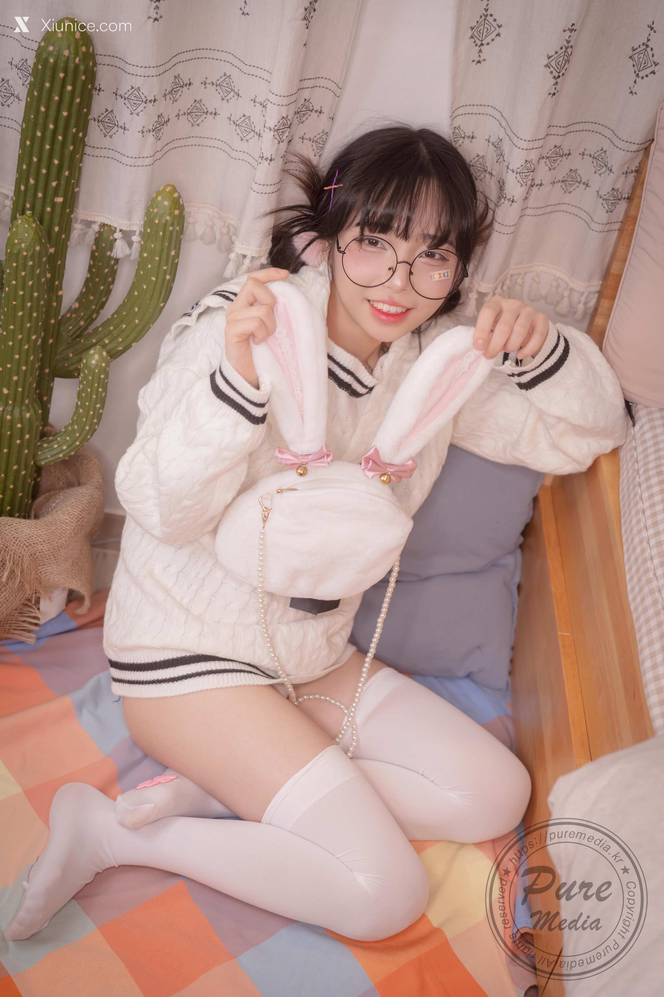 Pure Media Vol.276 Jelly (젤리) – Girl Trapped in a Rooftop Room 4K