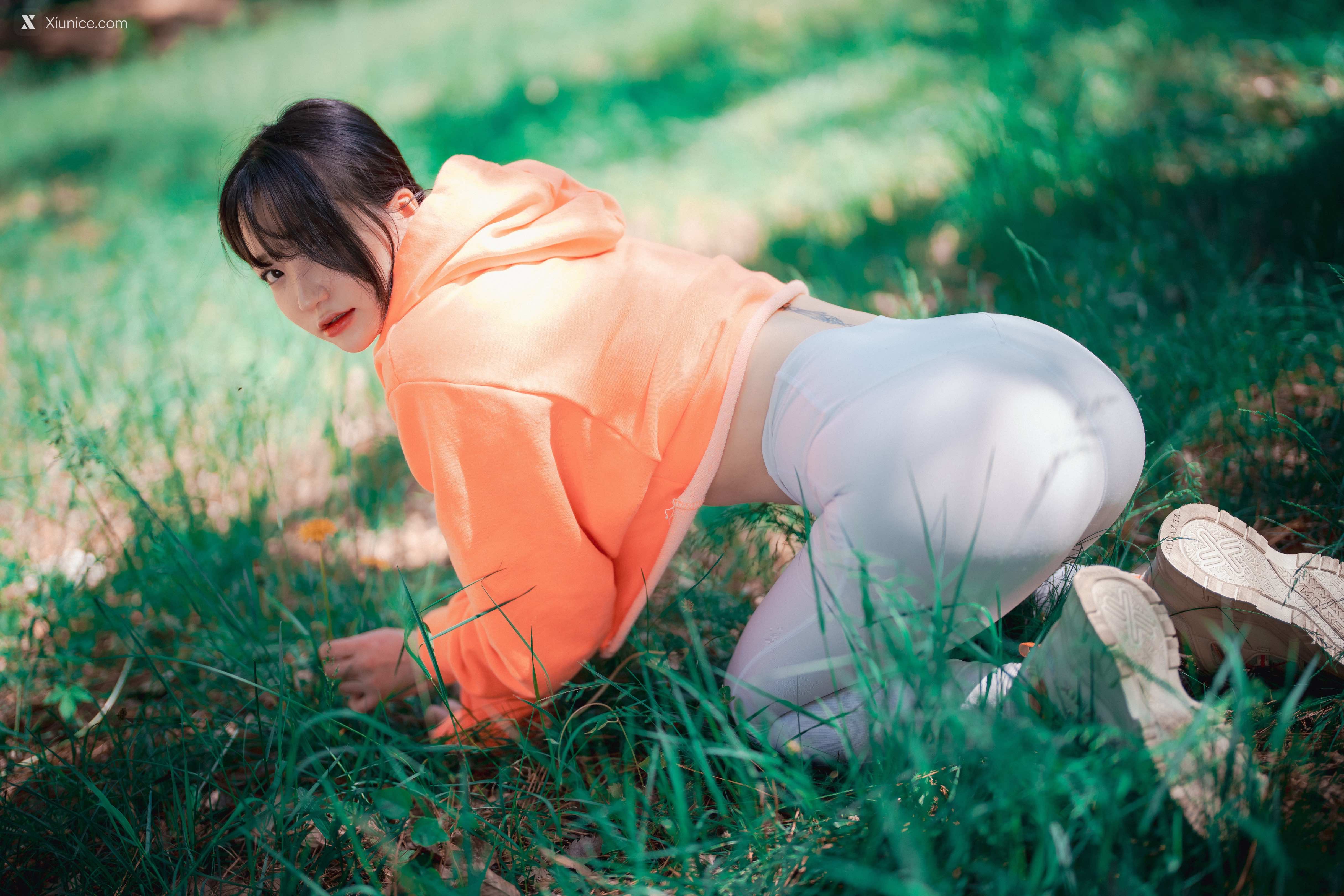 DJAWA Photo – Son Ye-Eun (손예은) – Naughty Trekking 4K