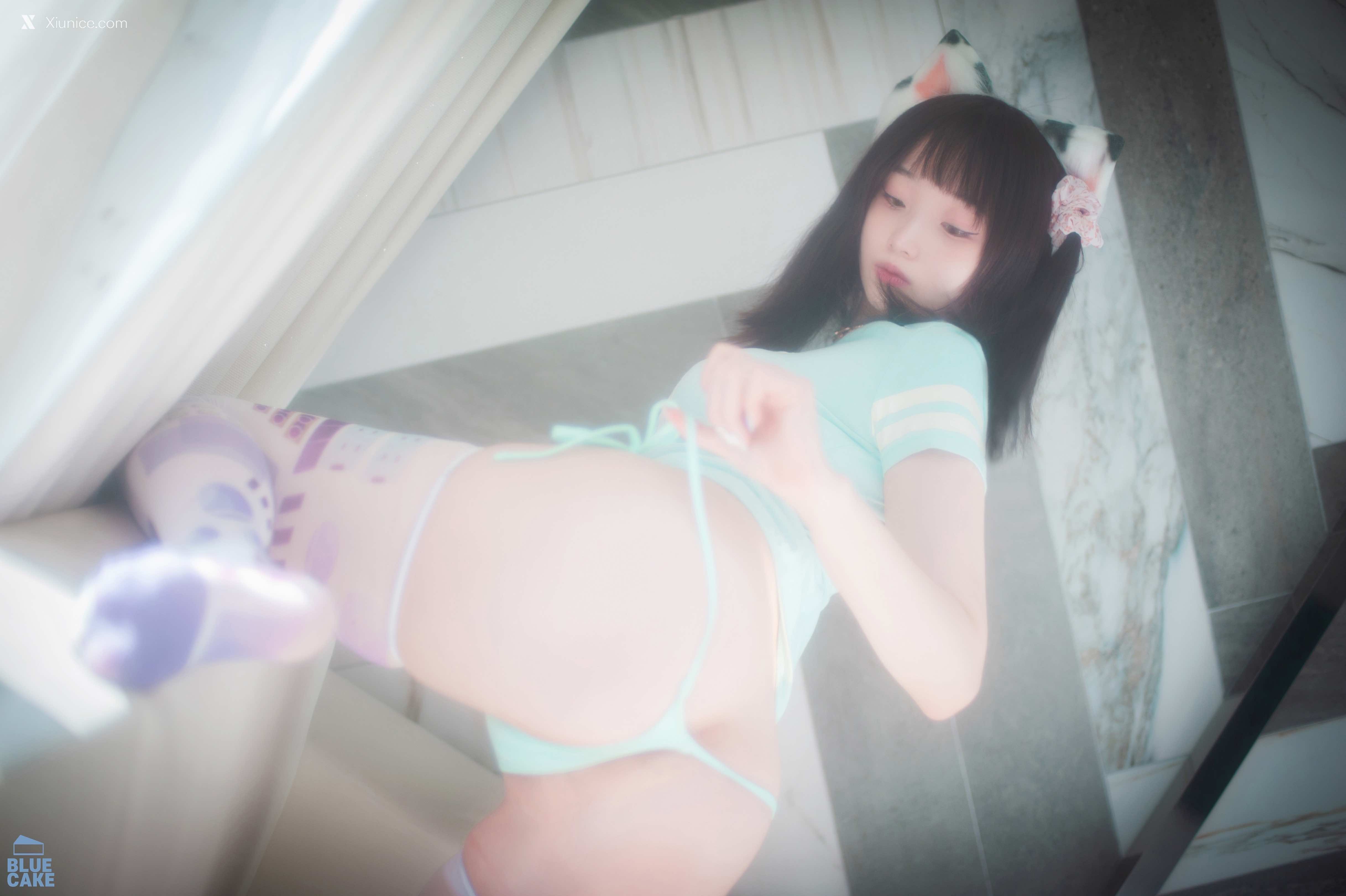 BLUECAKE Bambi (밤비) – Naughty Cats Pink & Mint RED 4K