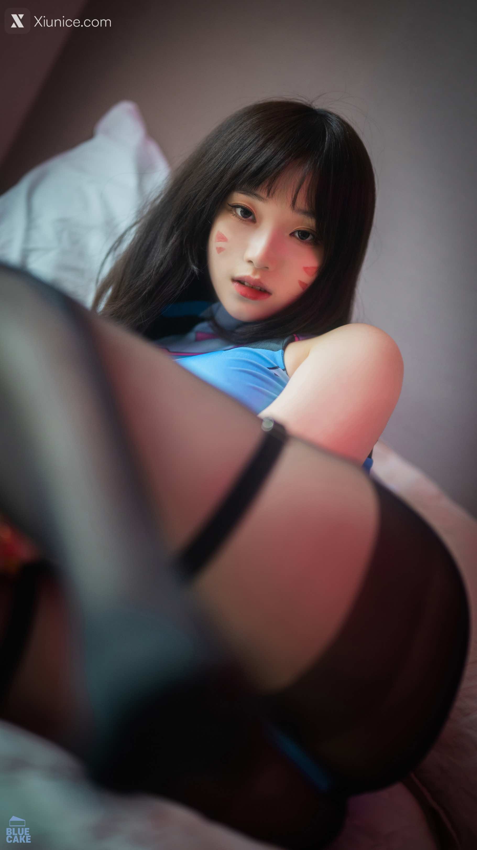 BLUECAKE Bambi (밤비) – Home Work 4K