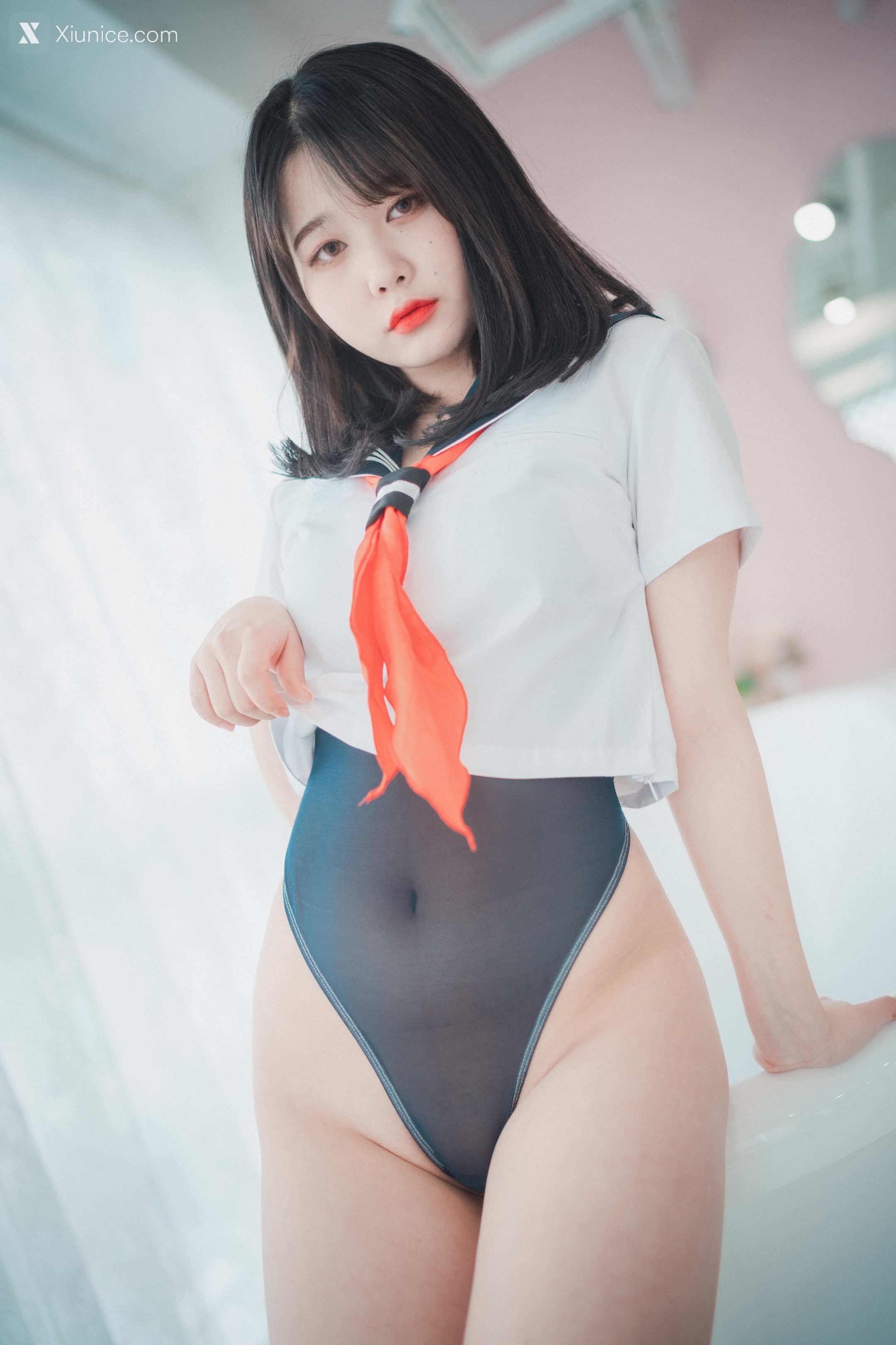 DJAWA Photo – Zia (지아) – Swimming Lessons 4K