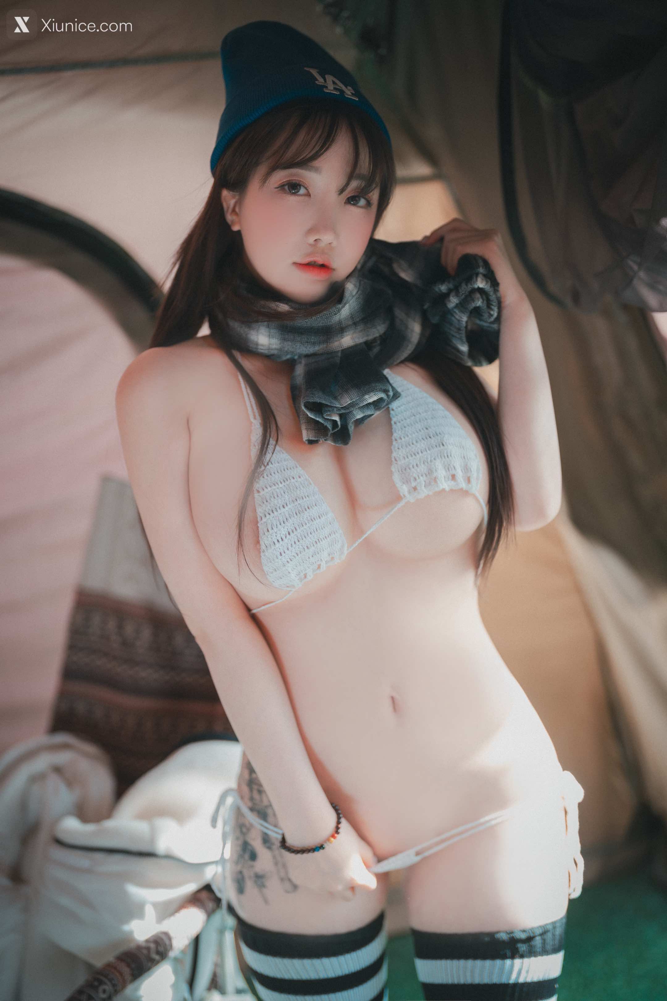 DJAWA Photo – Son Ye-Eun (손예은) – Romantic Winter Glamping 4K