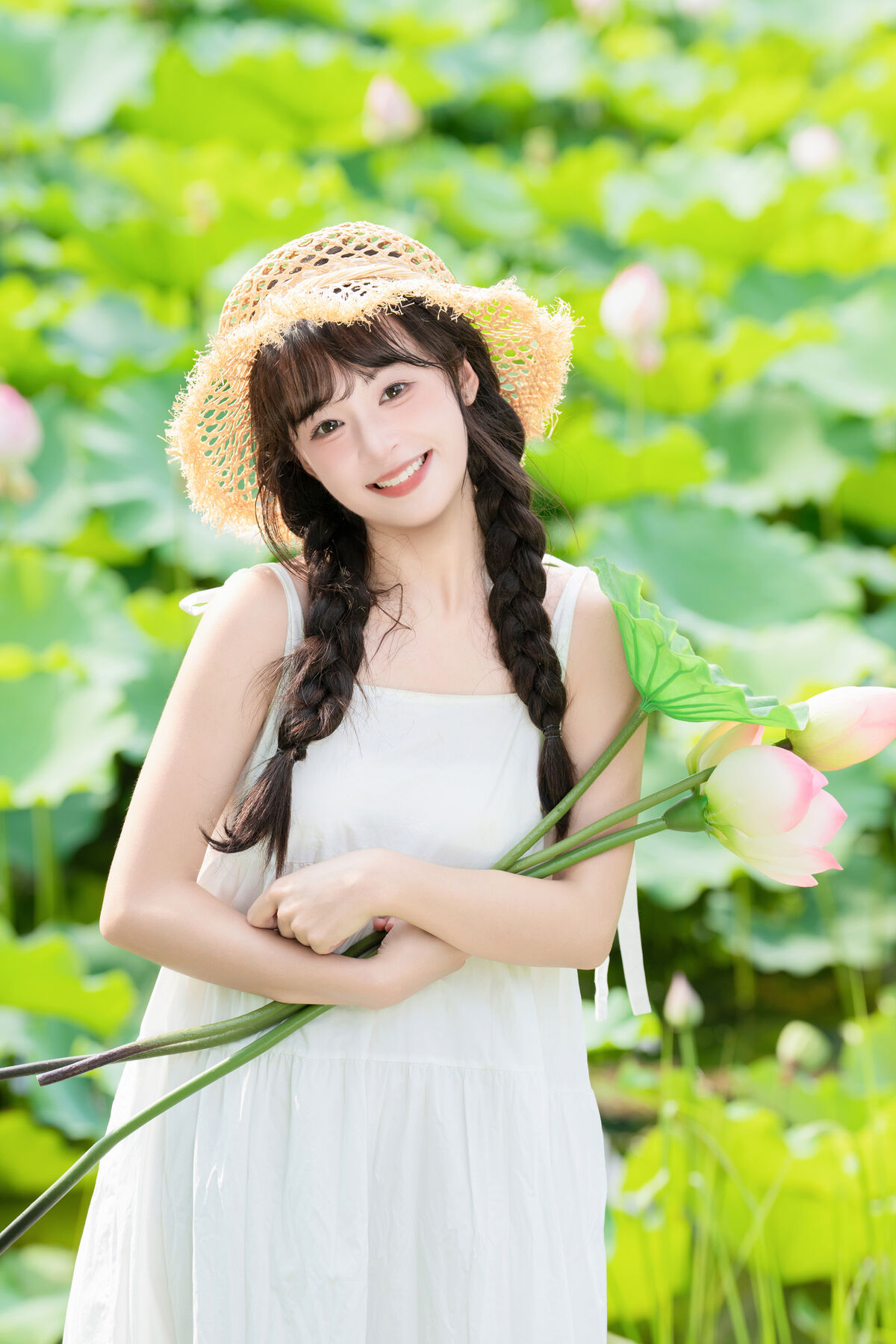 YiTuYu艺图语 Vol.10233 Xia Yu Xiao Nian